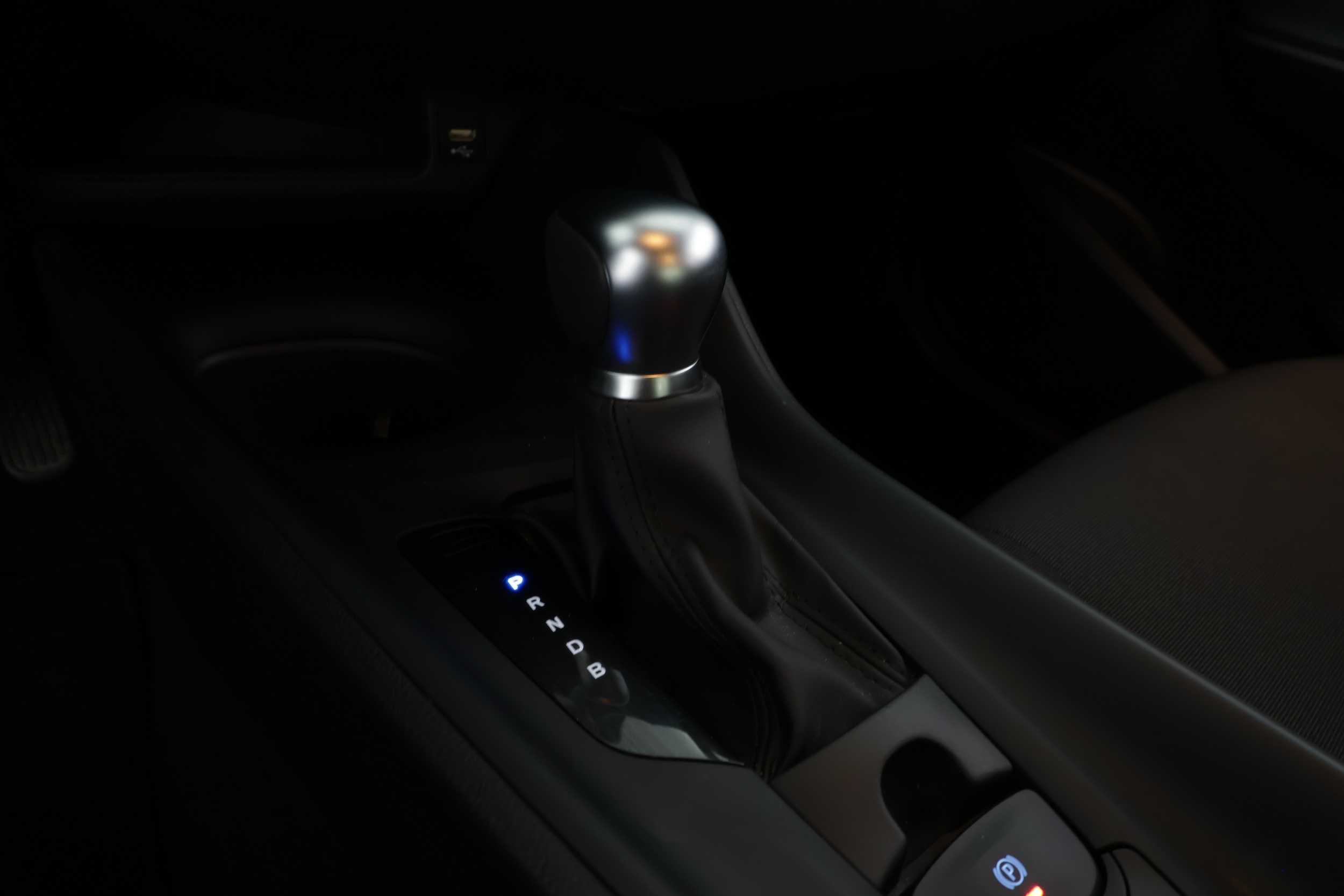 TOYOTA C-HR 2023