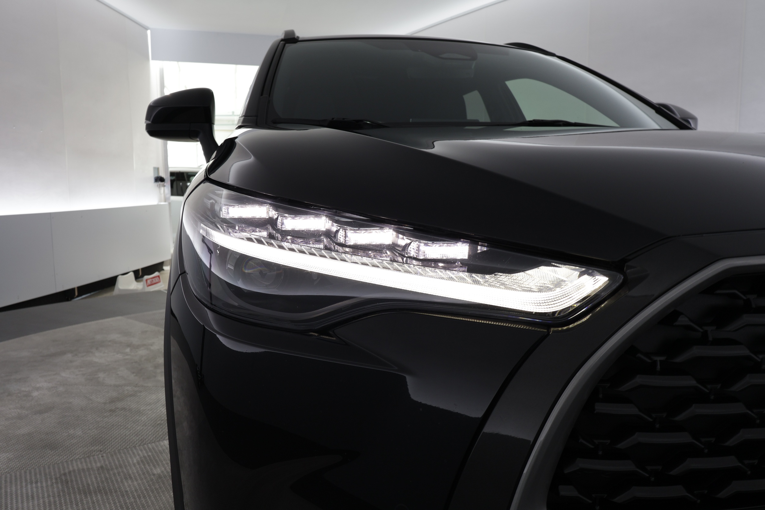 TOYOTA Corolla Cross 2023