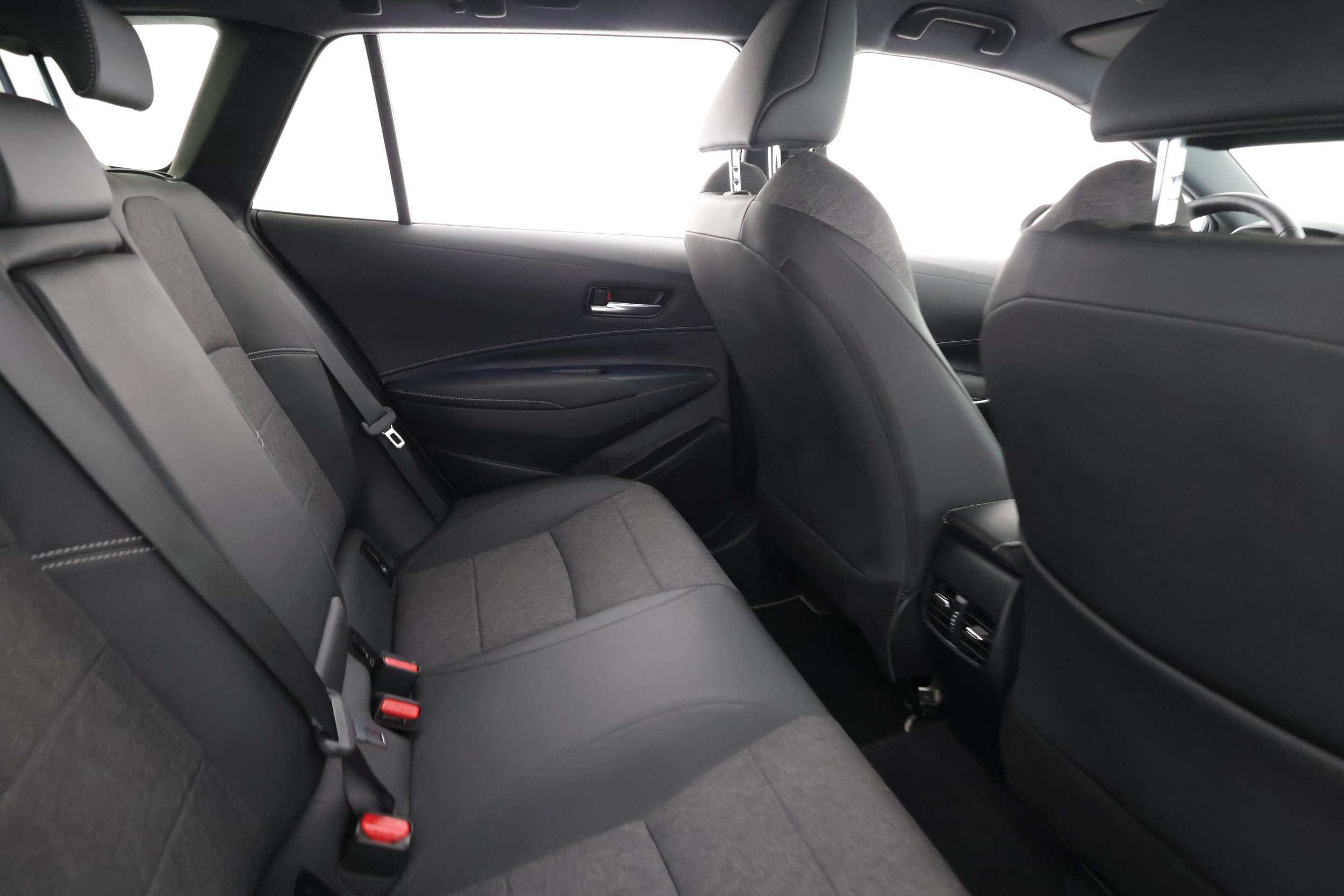 TOYOTA COROLLA 2024
