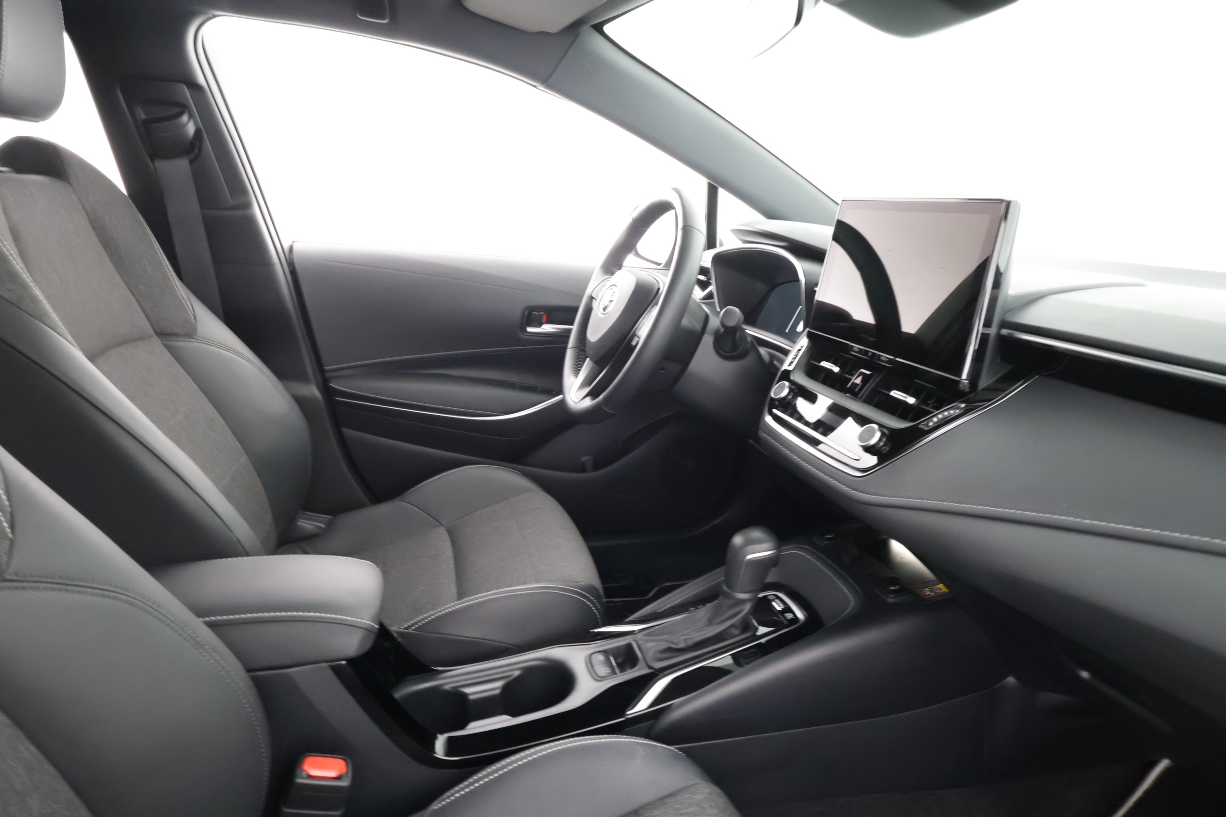 TOYOTA COROLLA 2024