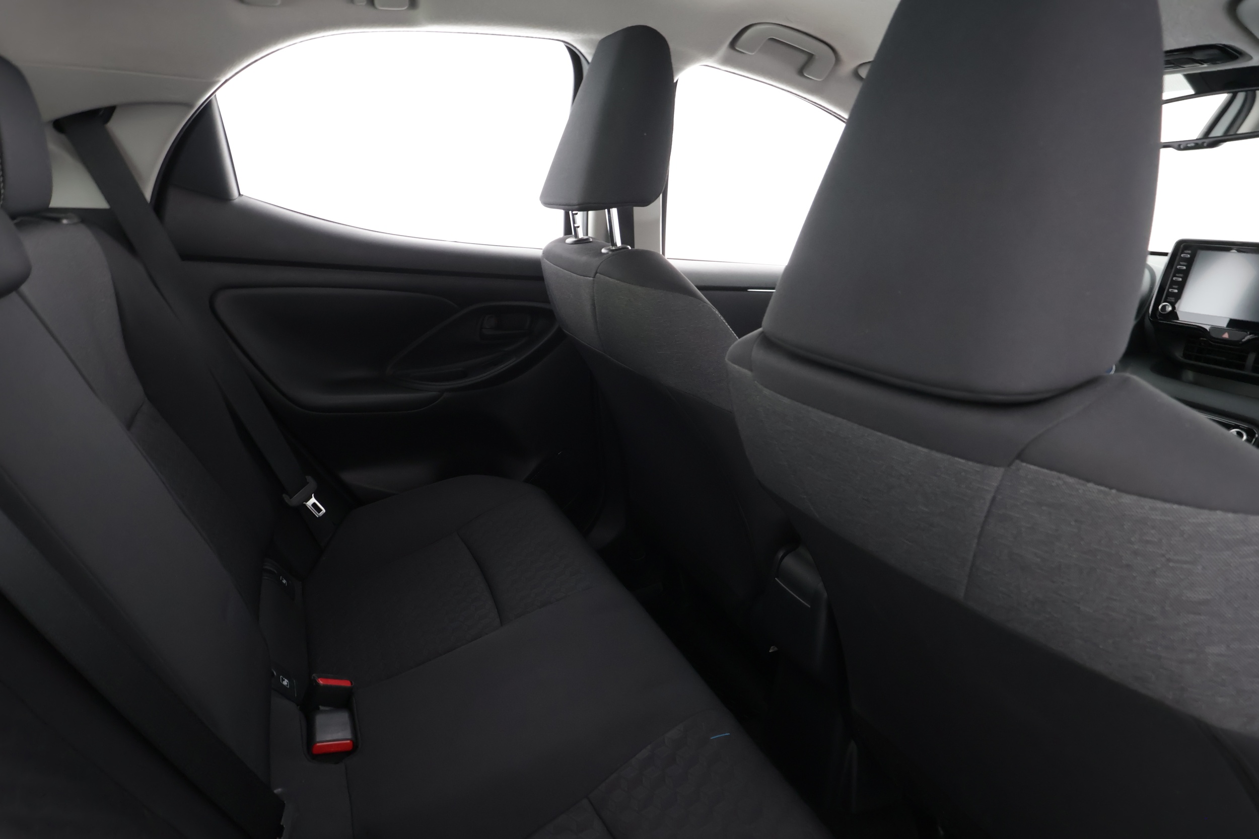 TOYOTA YARIS 2024