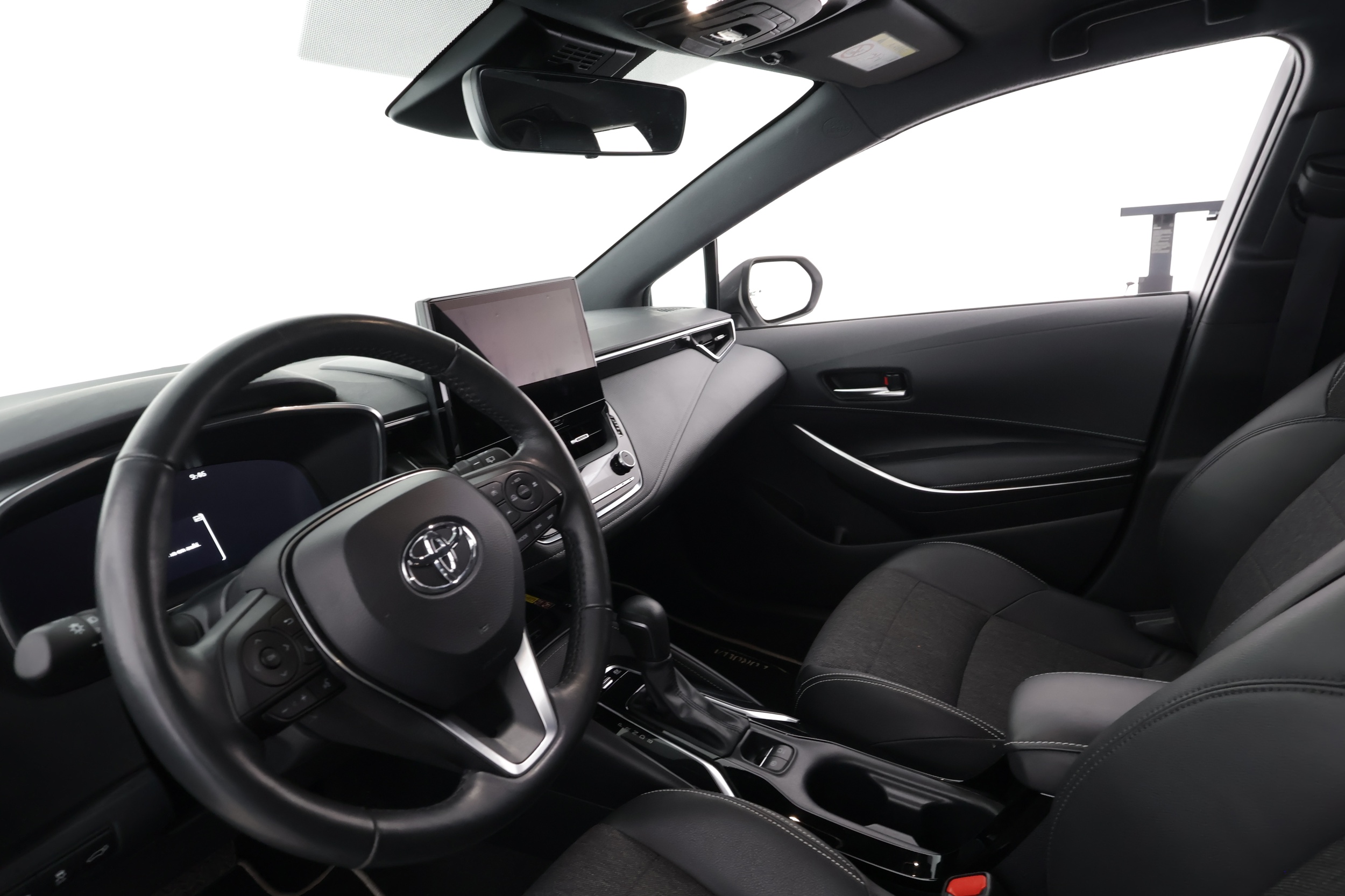 TOYOTA COROLLA 2024