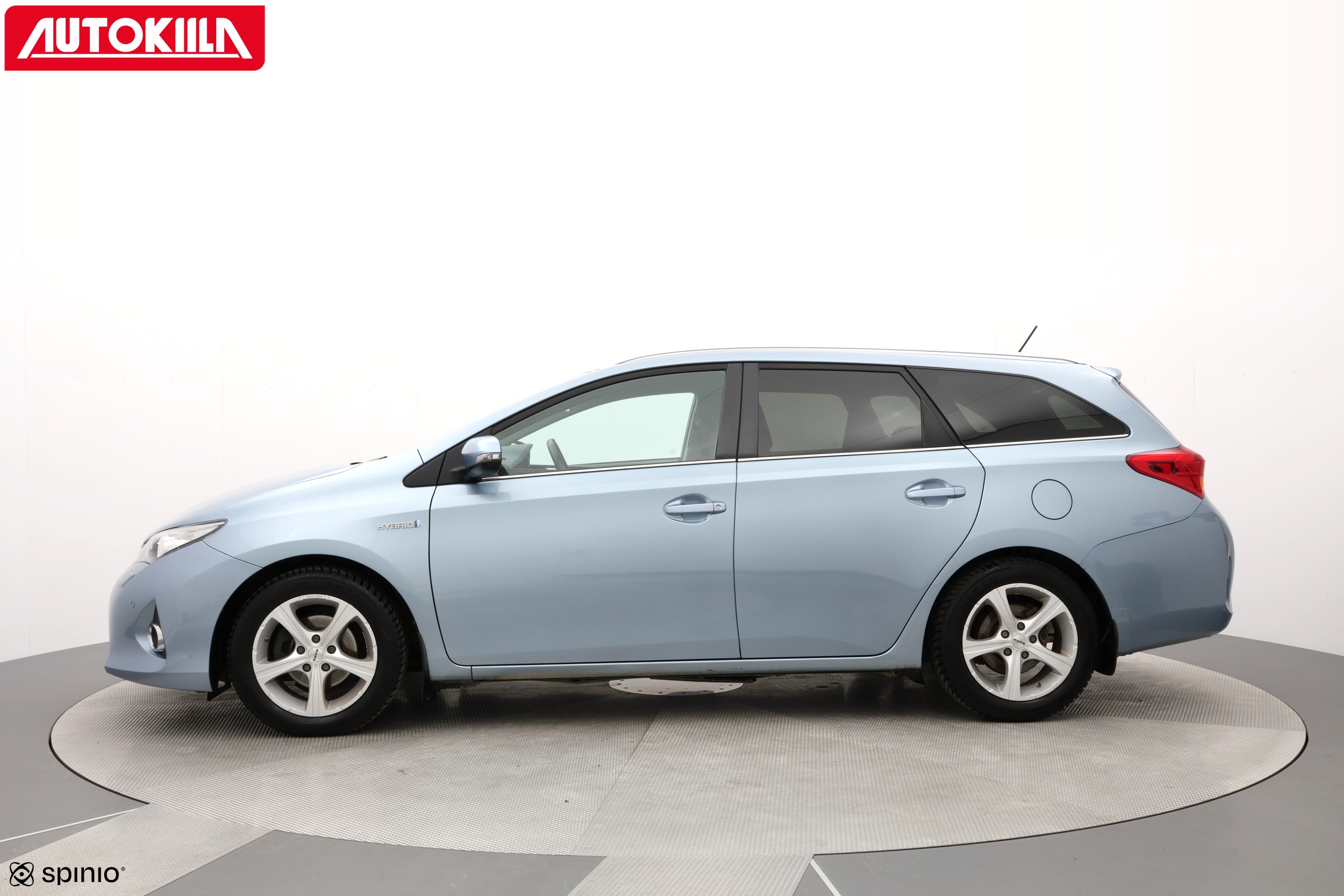 TOYOTA AURIS 2015