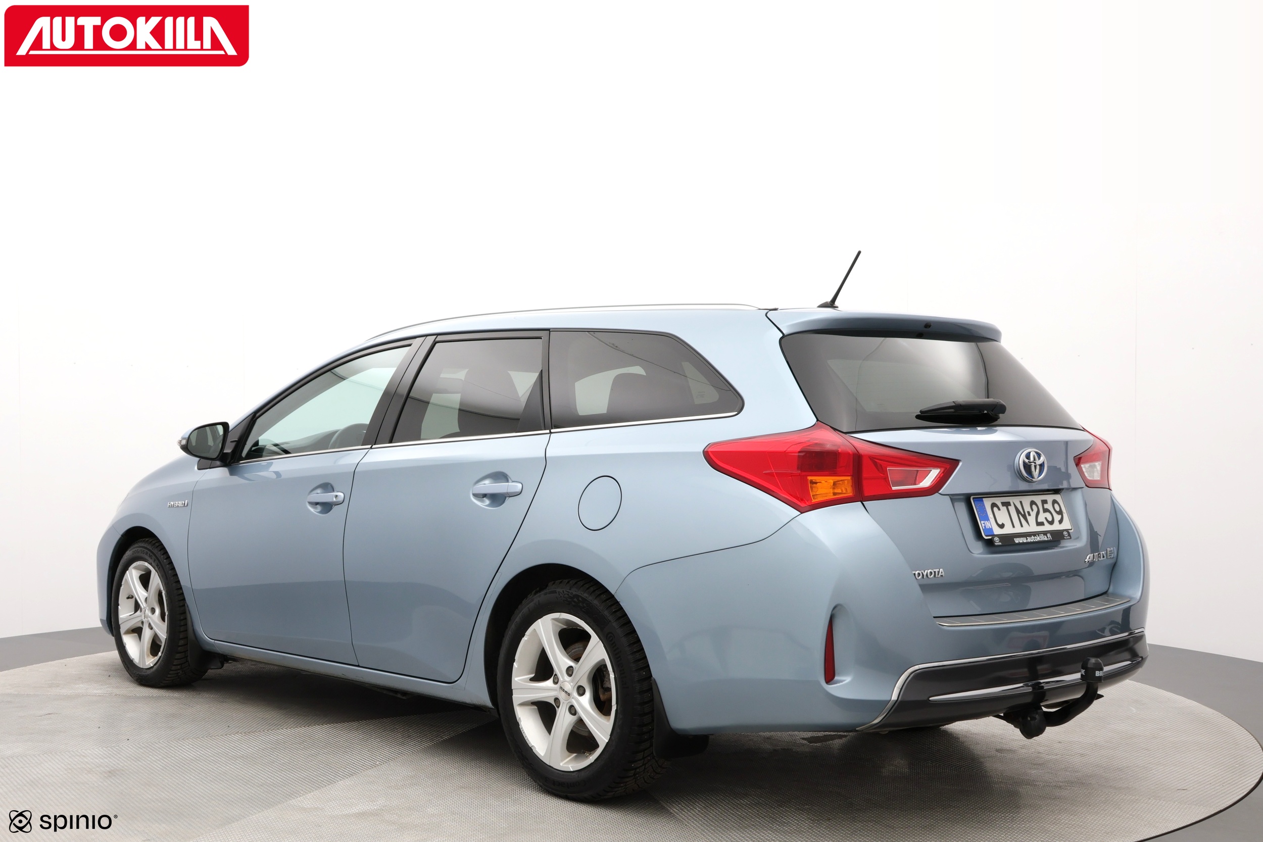 TOYOTA AURIS 2015