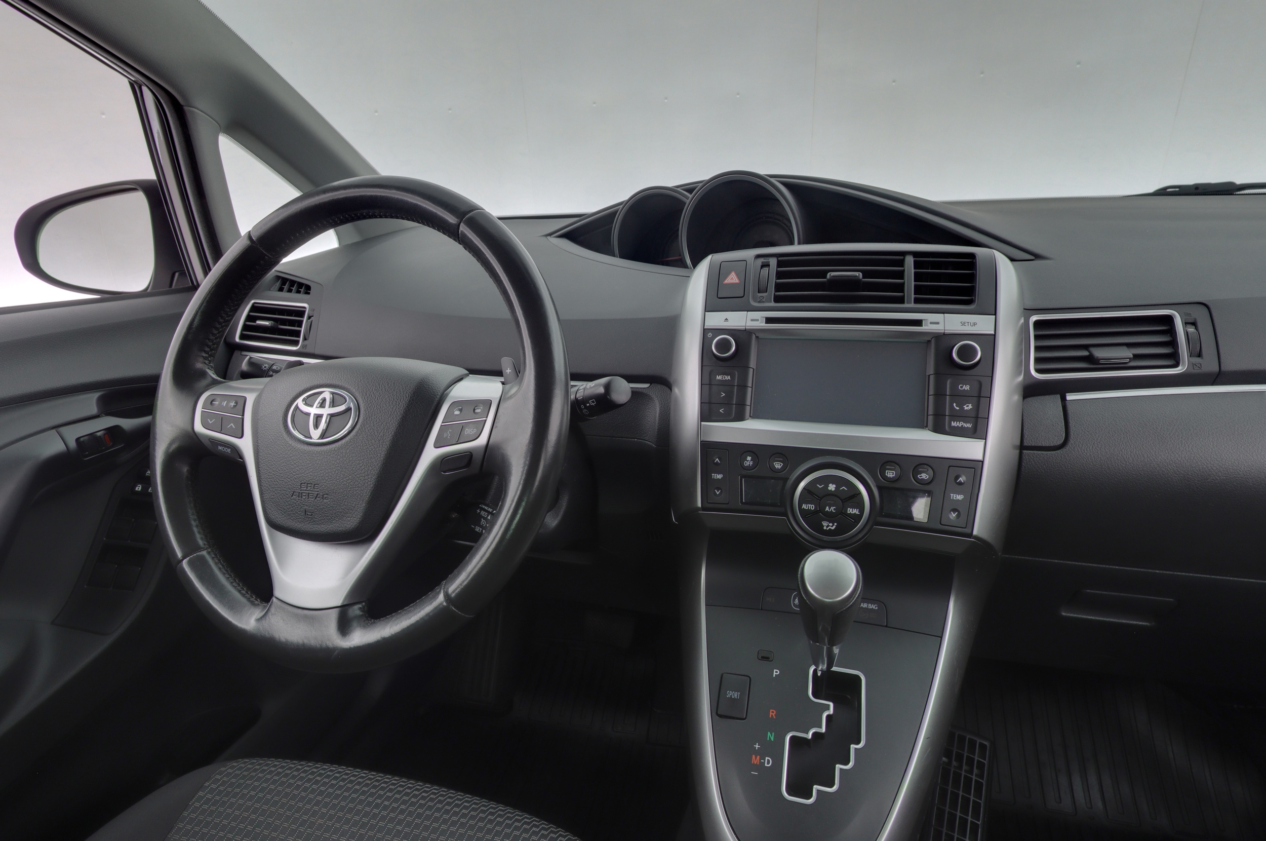 TOYOTA Verso 2015