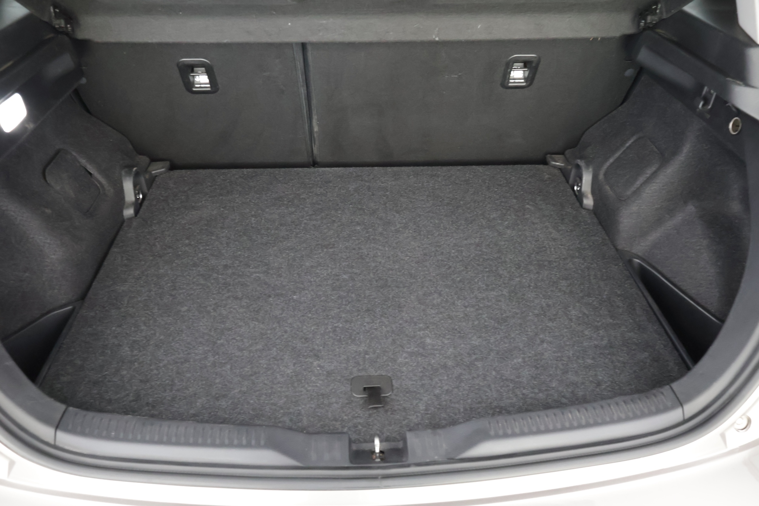 TOYOTA AURIS 2015