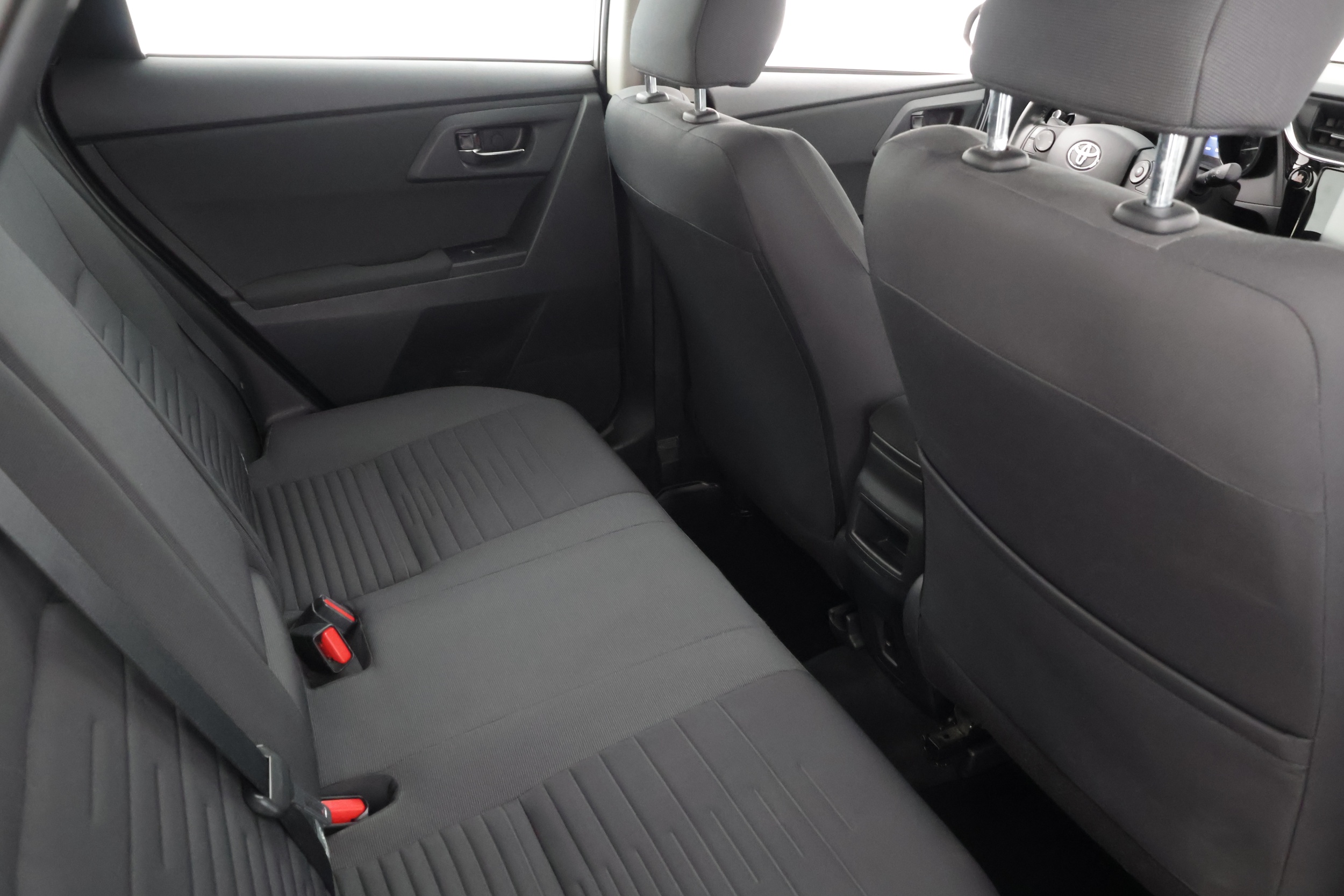 TOYOTA AURIS 2015
