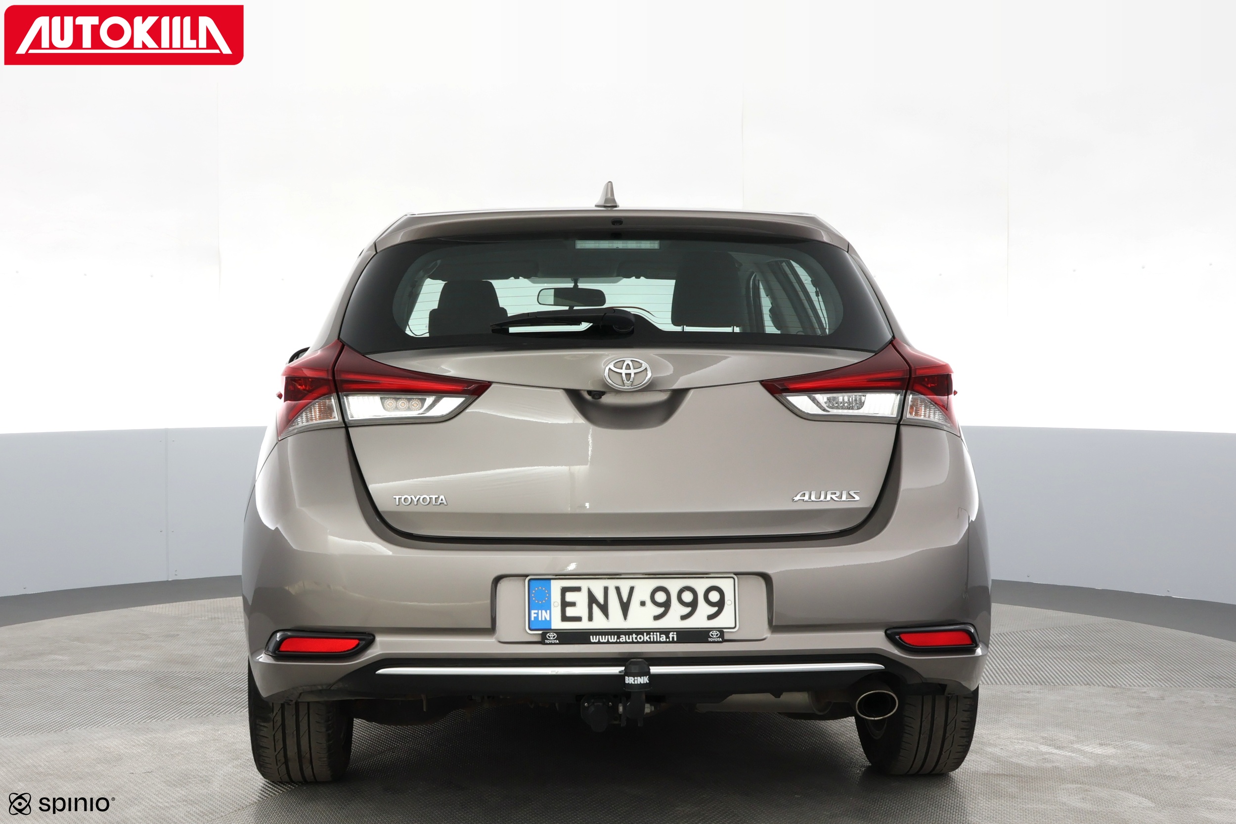 TOYOTA AURIS 2015