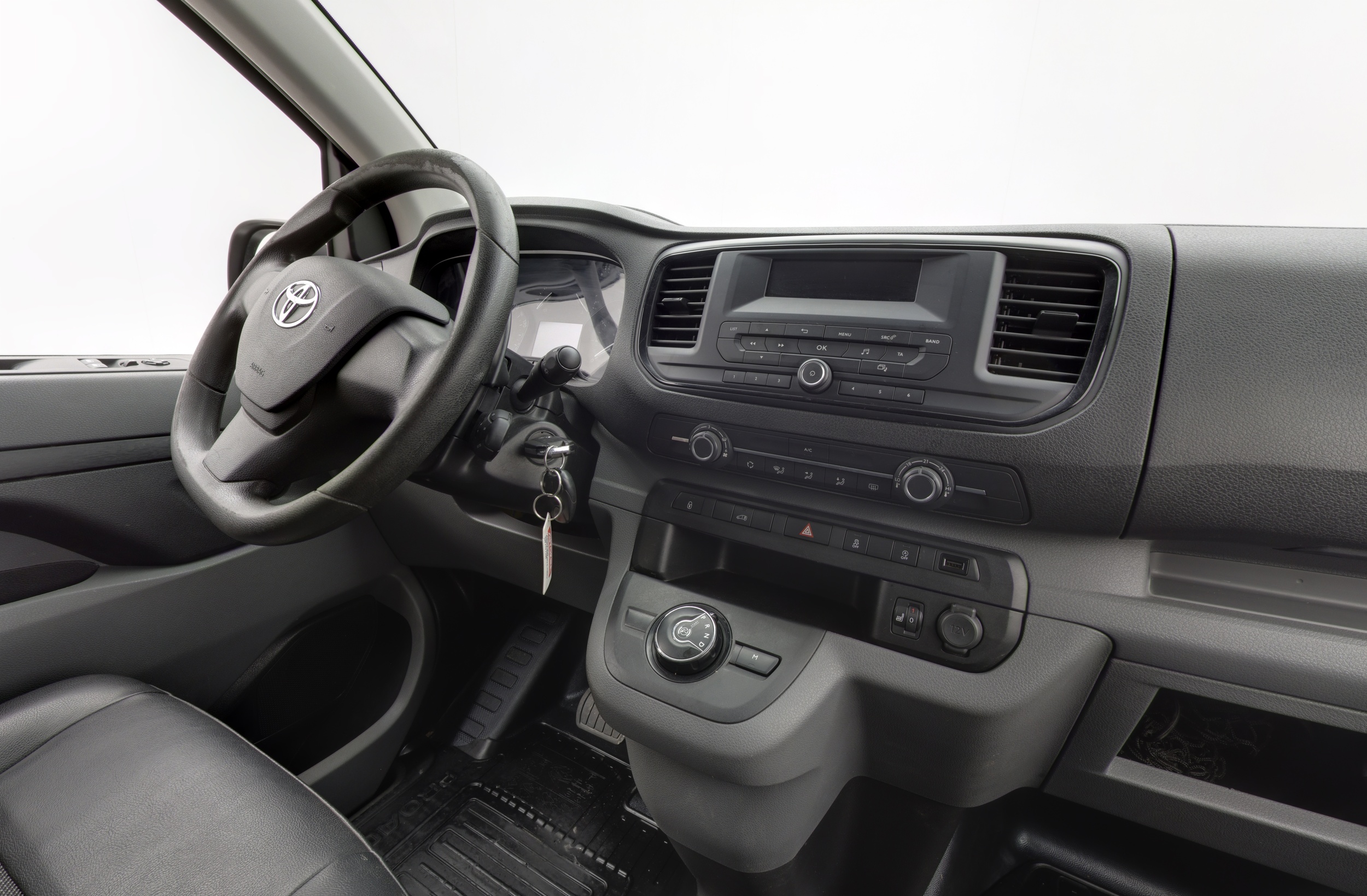 TOYOTA Proace 2018