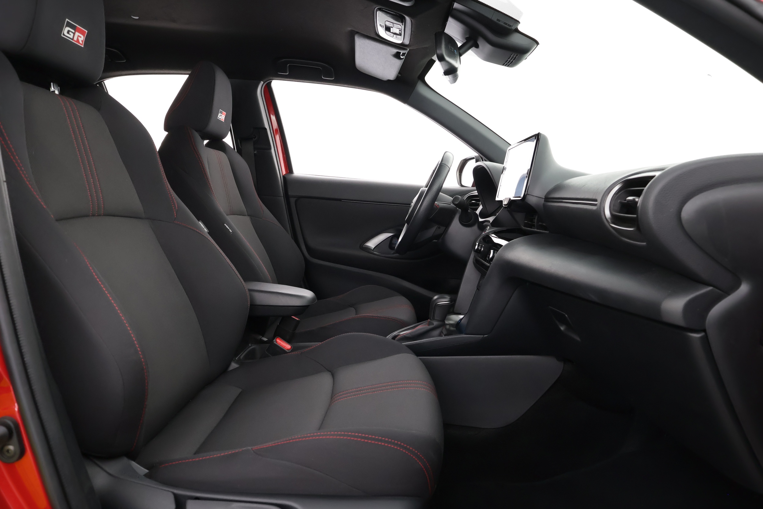 TOYOTA Yaris Cross 2024