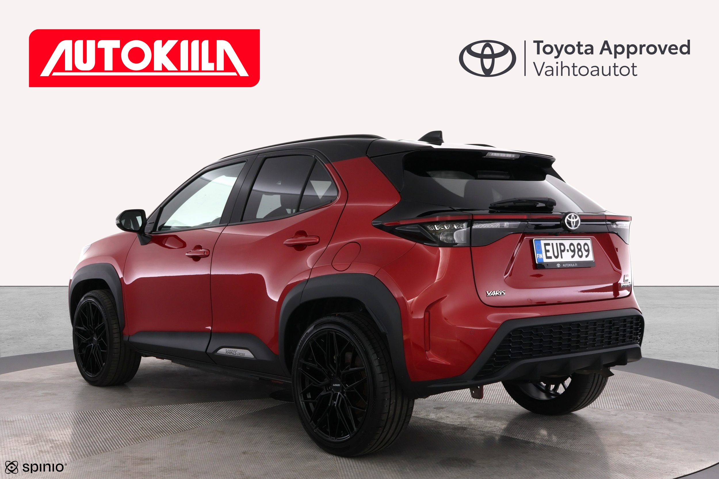 TOYOTA Yaris Cross 2024