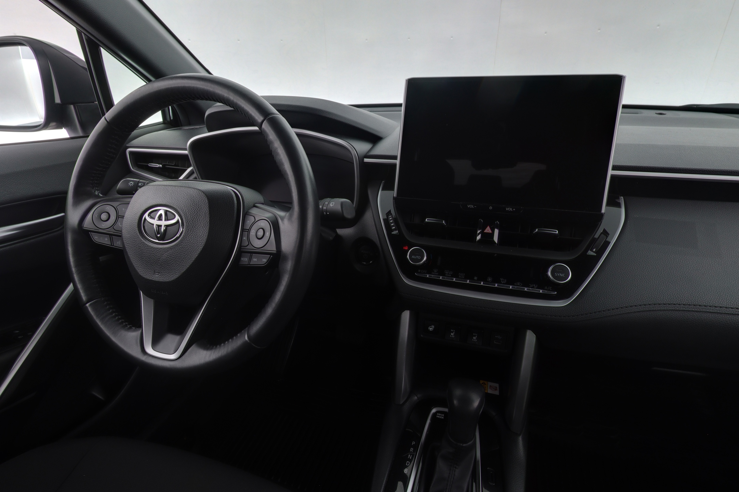 TOYOTA Corolla Cross 2024