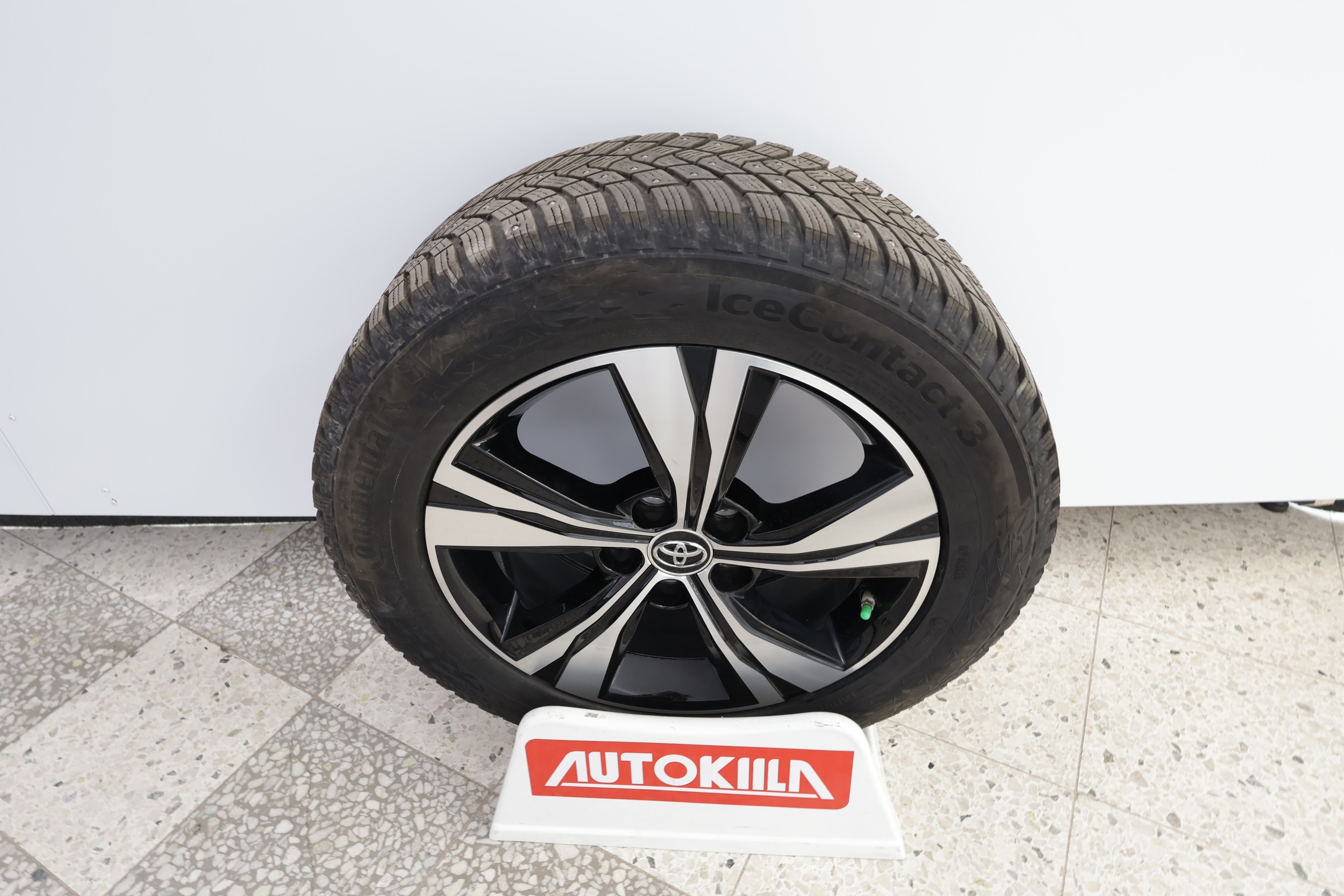 TOYOTA Corolla Cross 2024