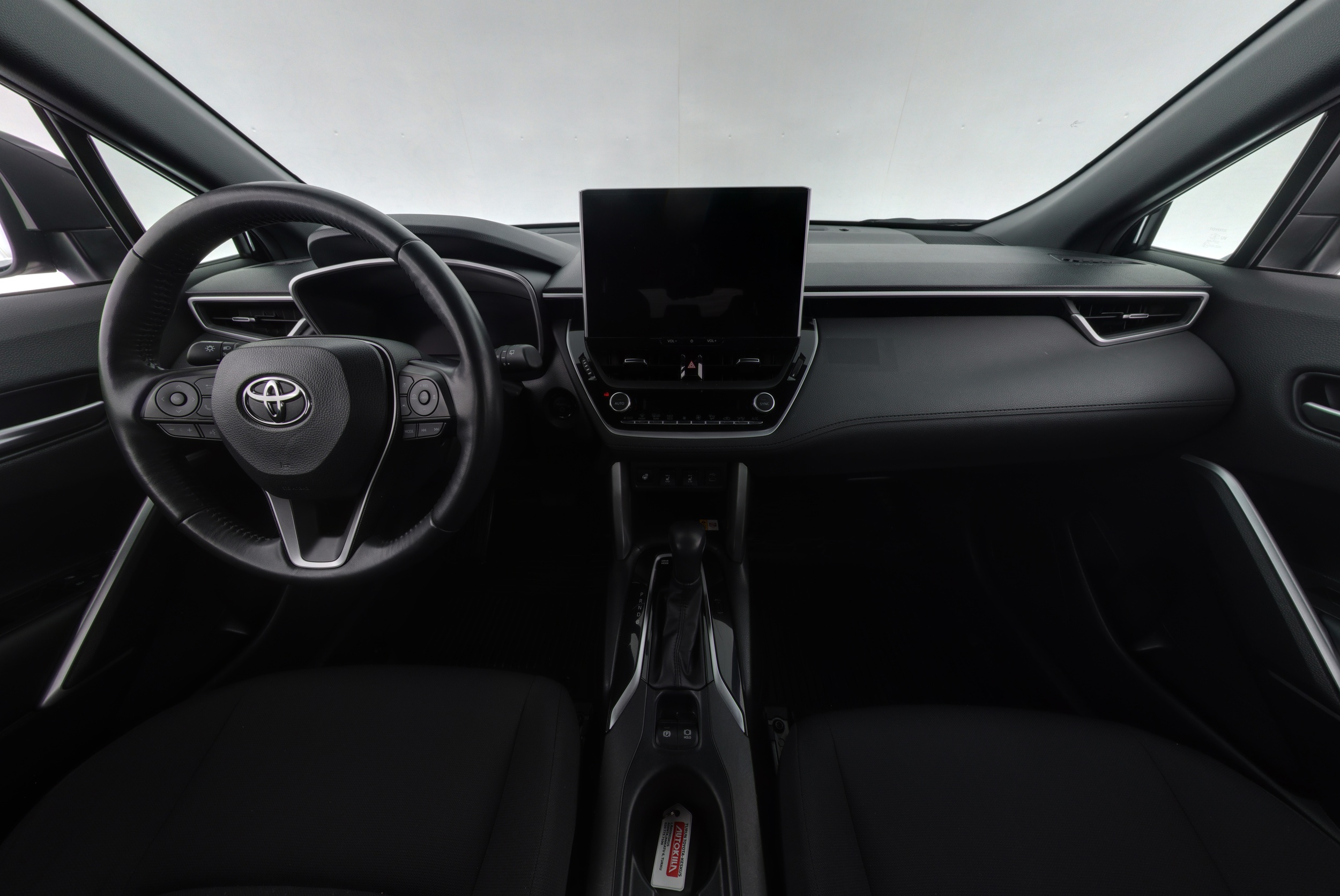 TOYOTA Corolla Cross 2024