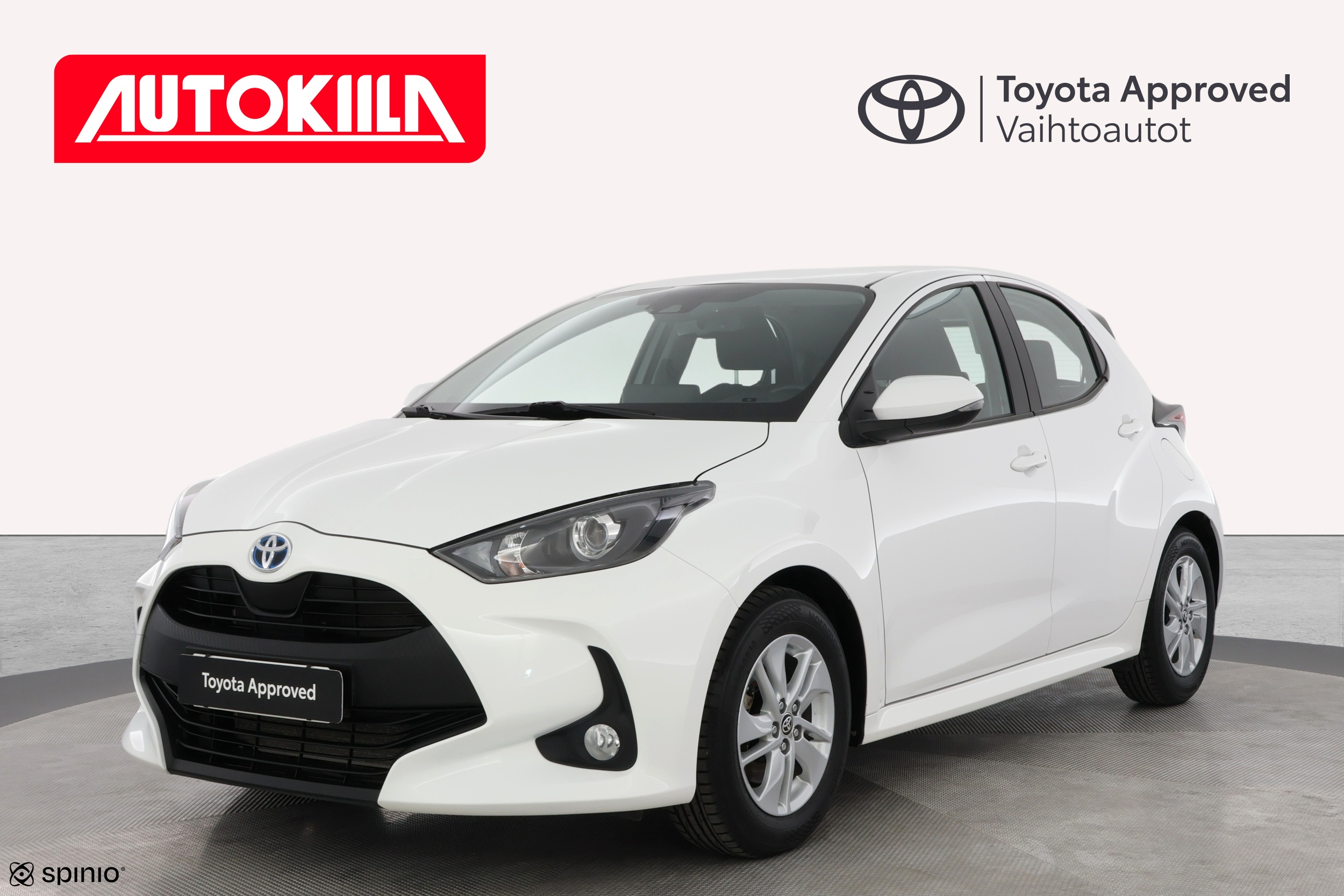 TOYOTA YARIS 2024