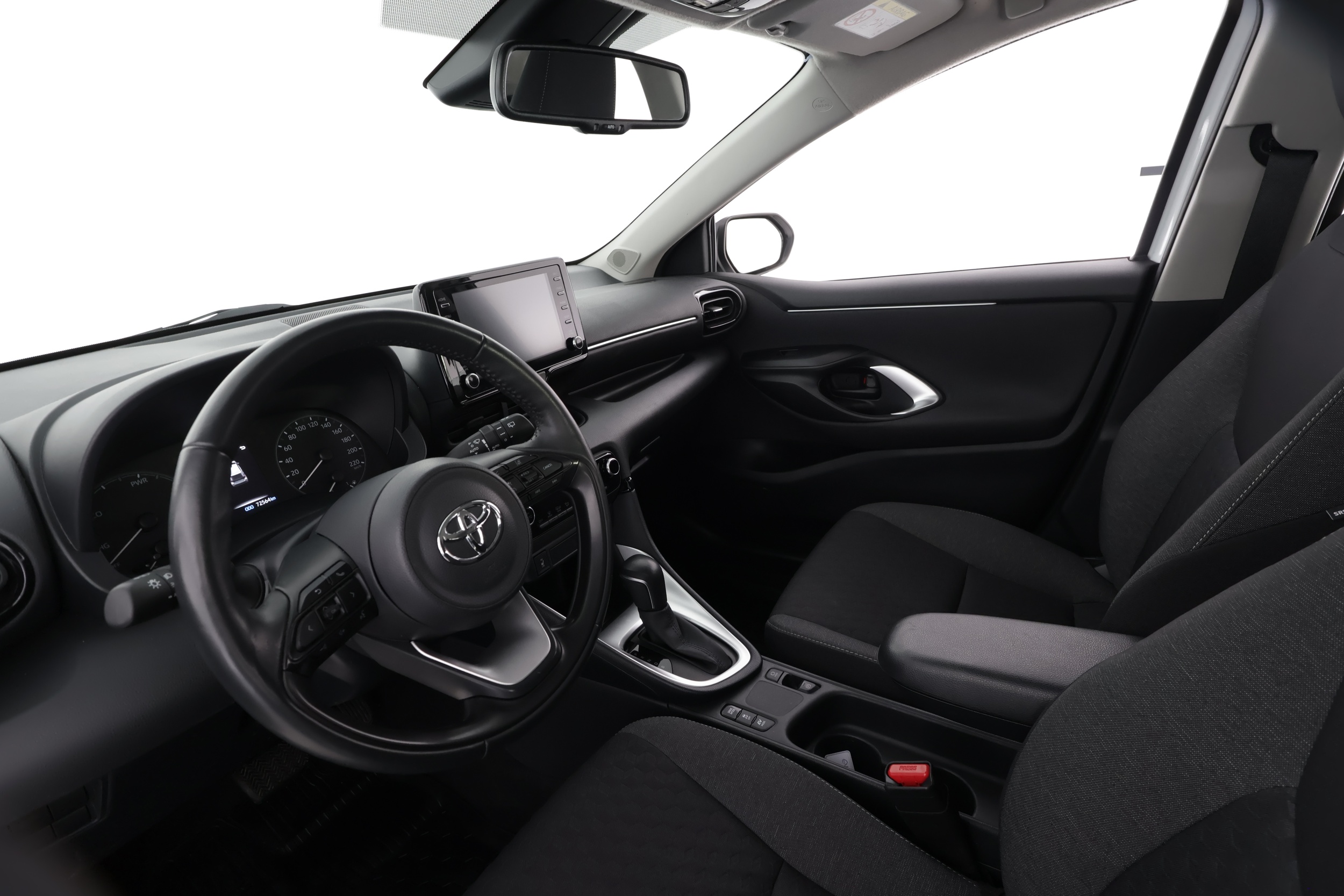 TOYOTA YARIS 2024