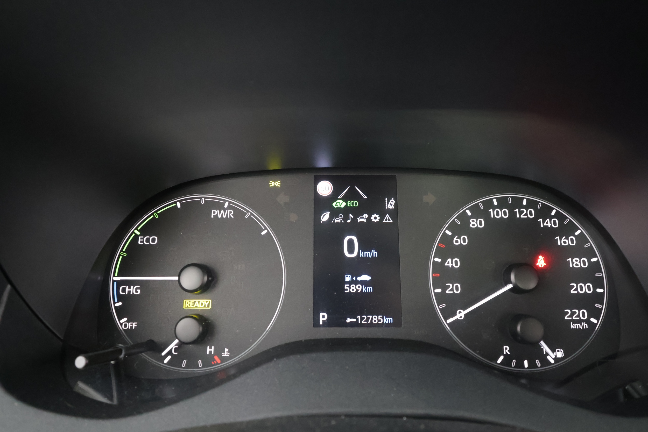 TOYOTA YARIS 2024