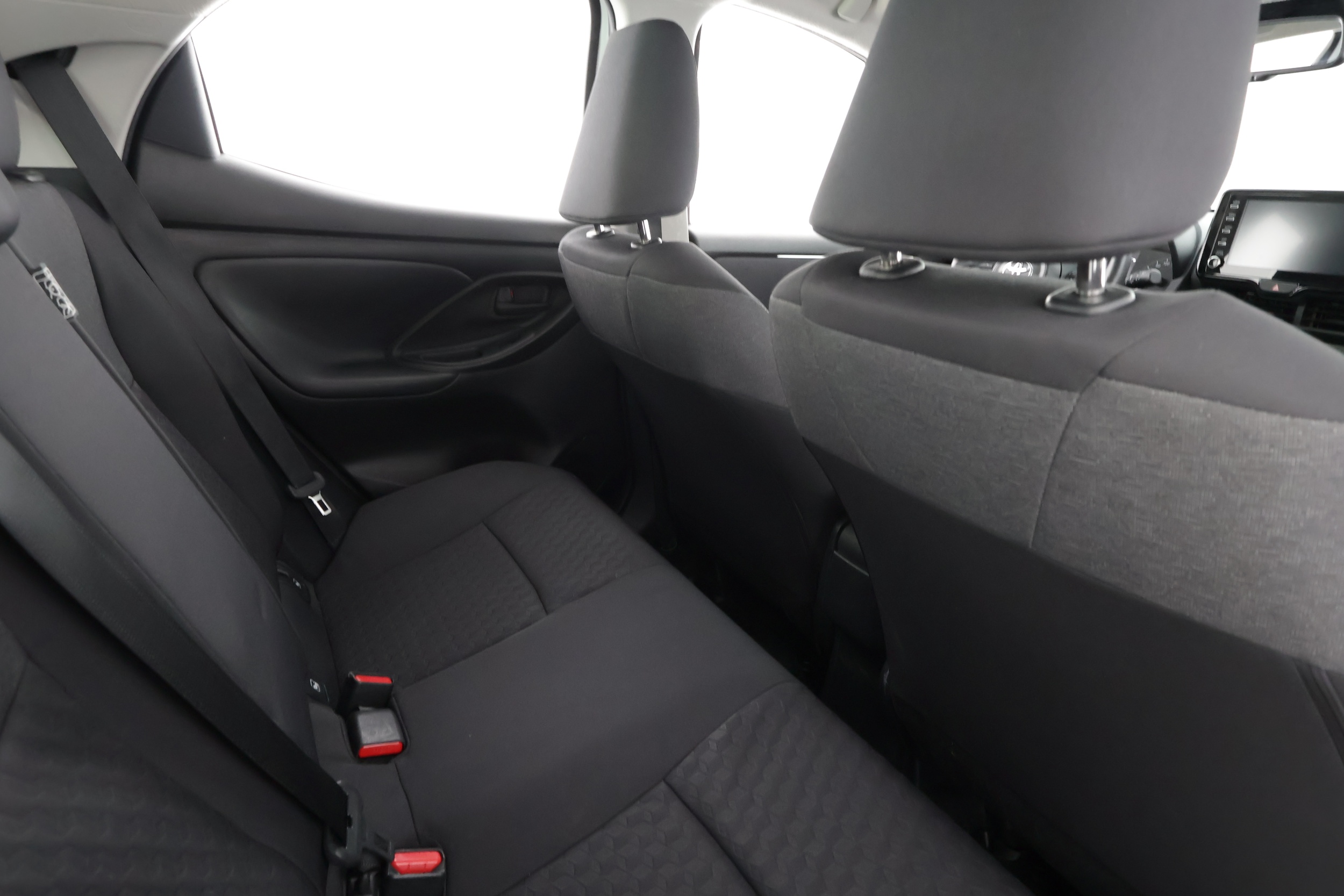 TOYOTA YARIS 2024
