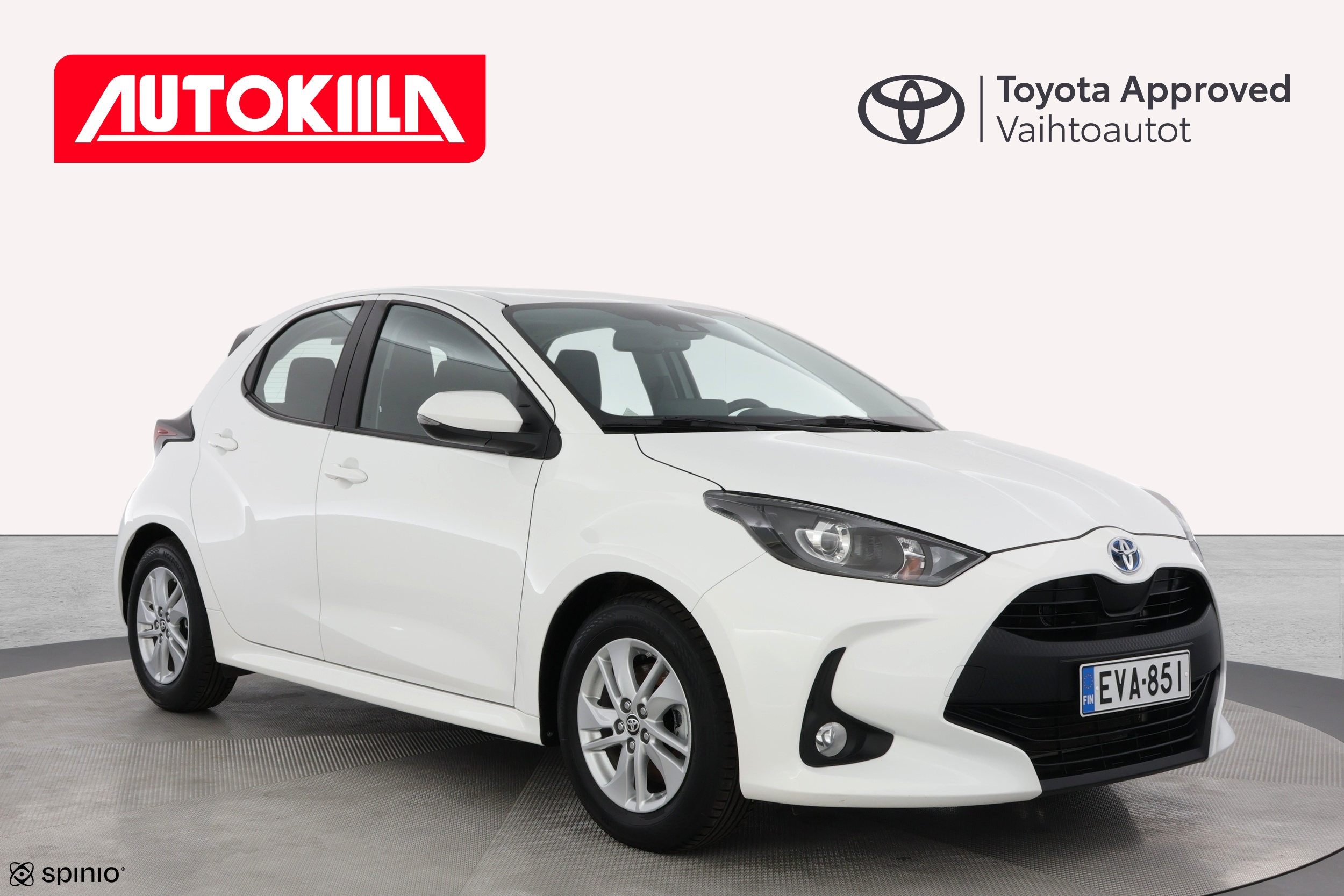 TOYOTA YARIS 2024