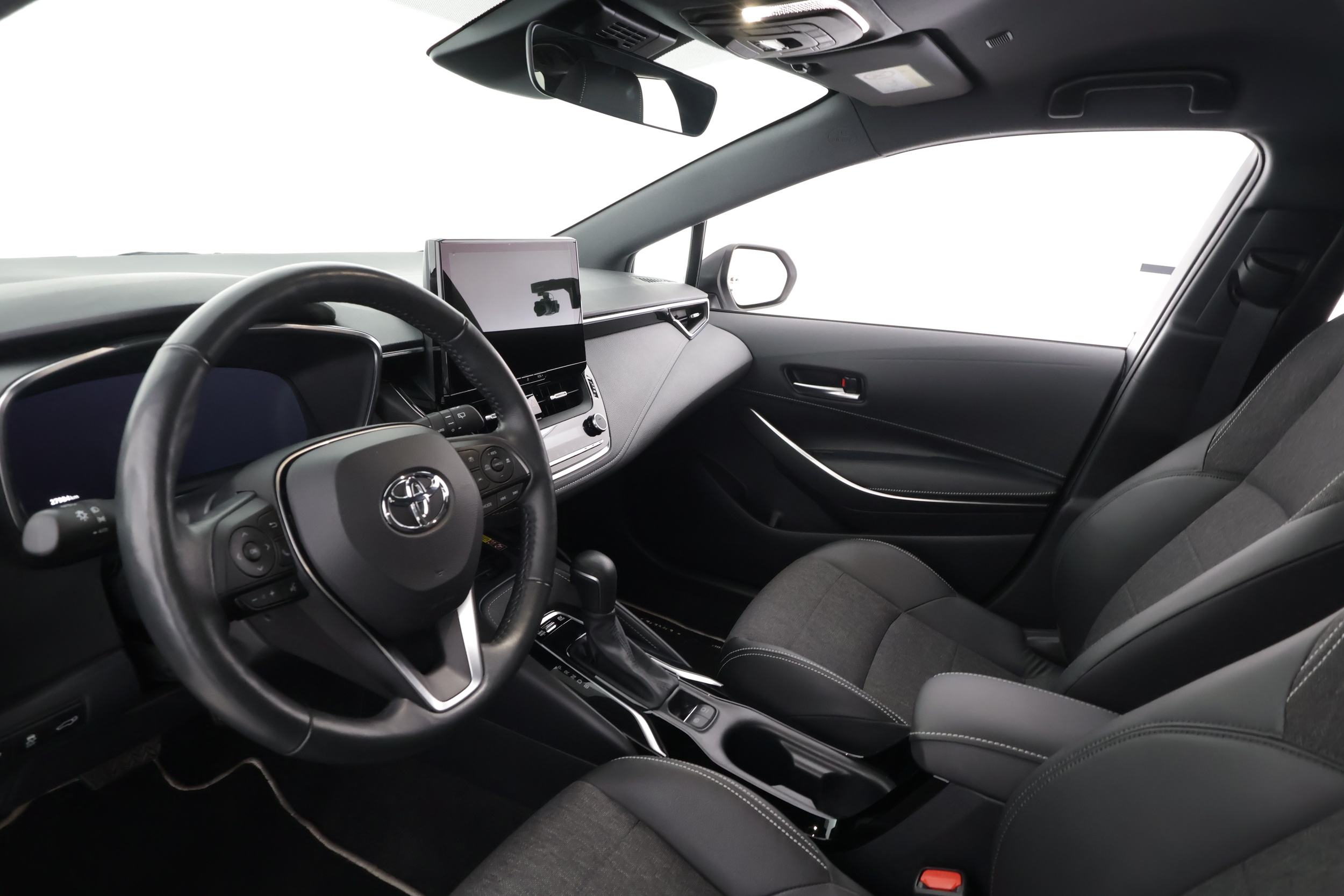 TOYOTA COROLLA 2024