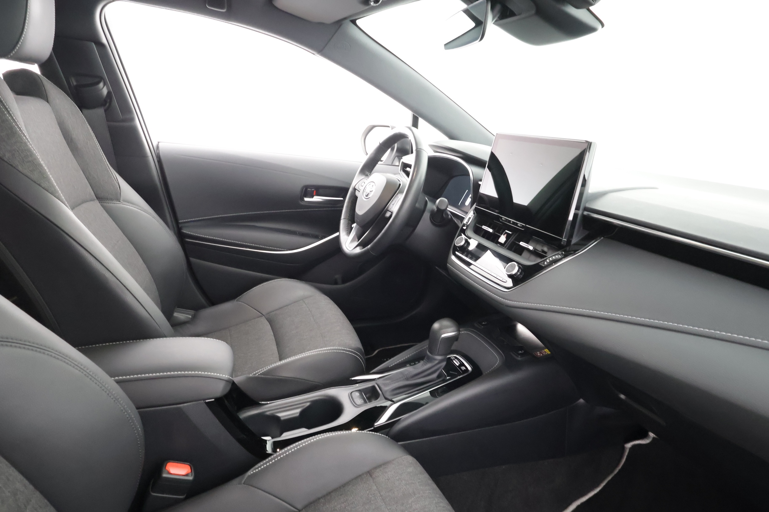 TOYOTA COROLLA 2024