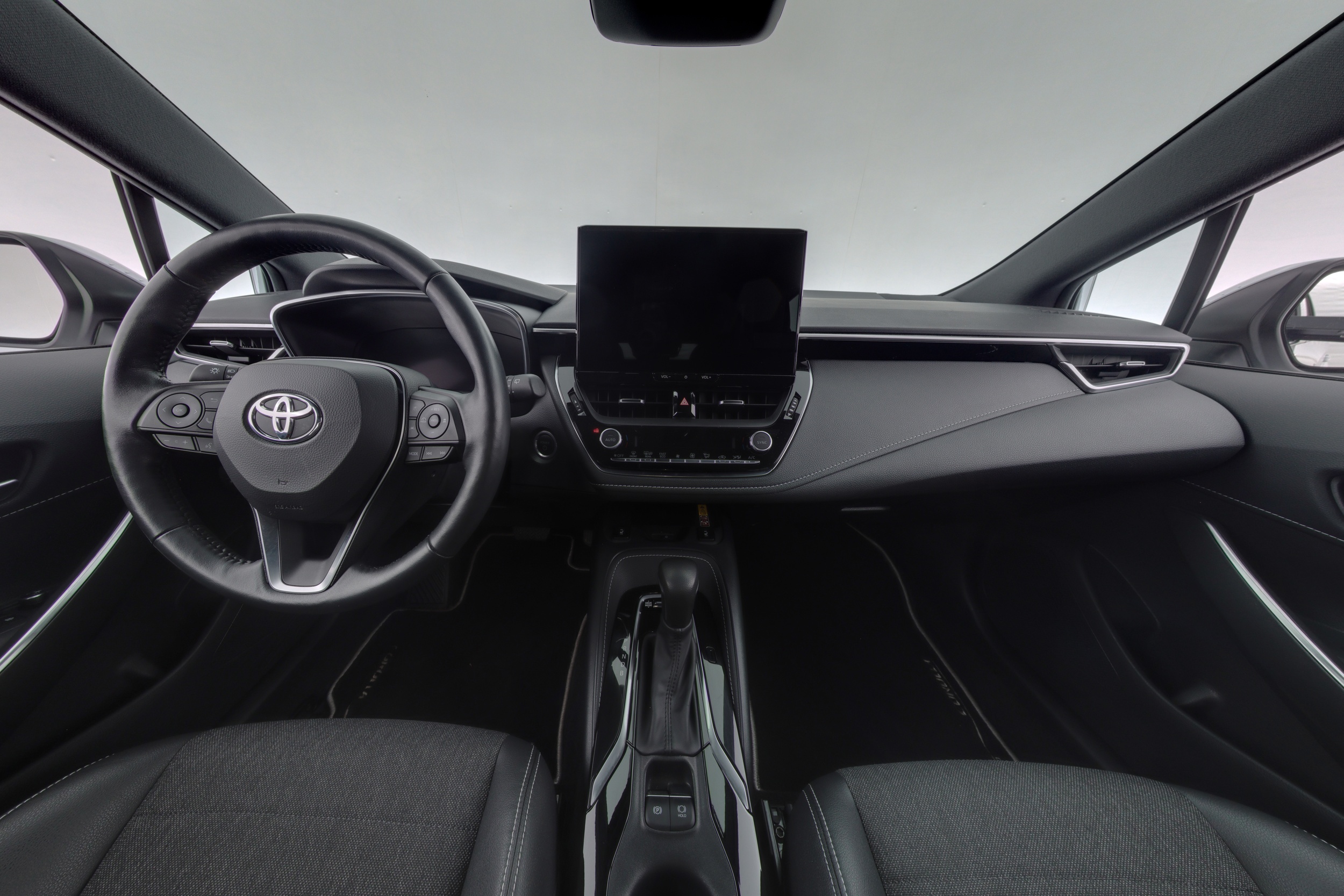 TOYOTA COROLLA 2024