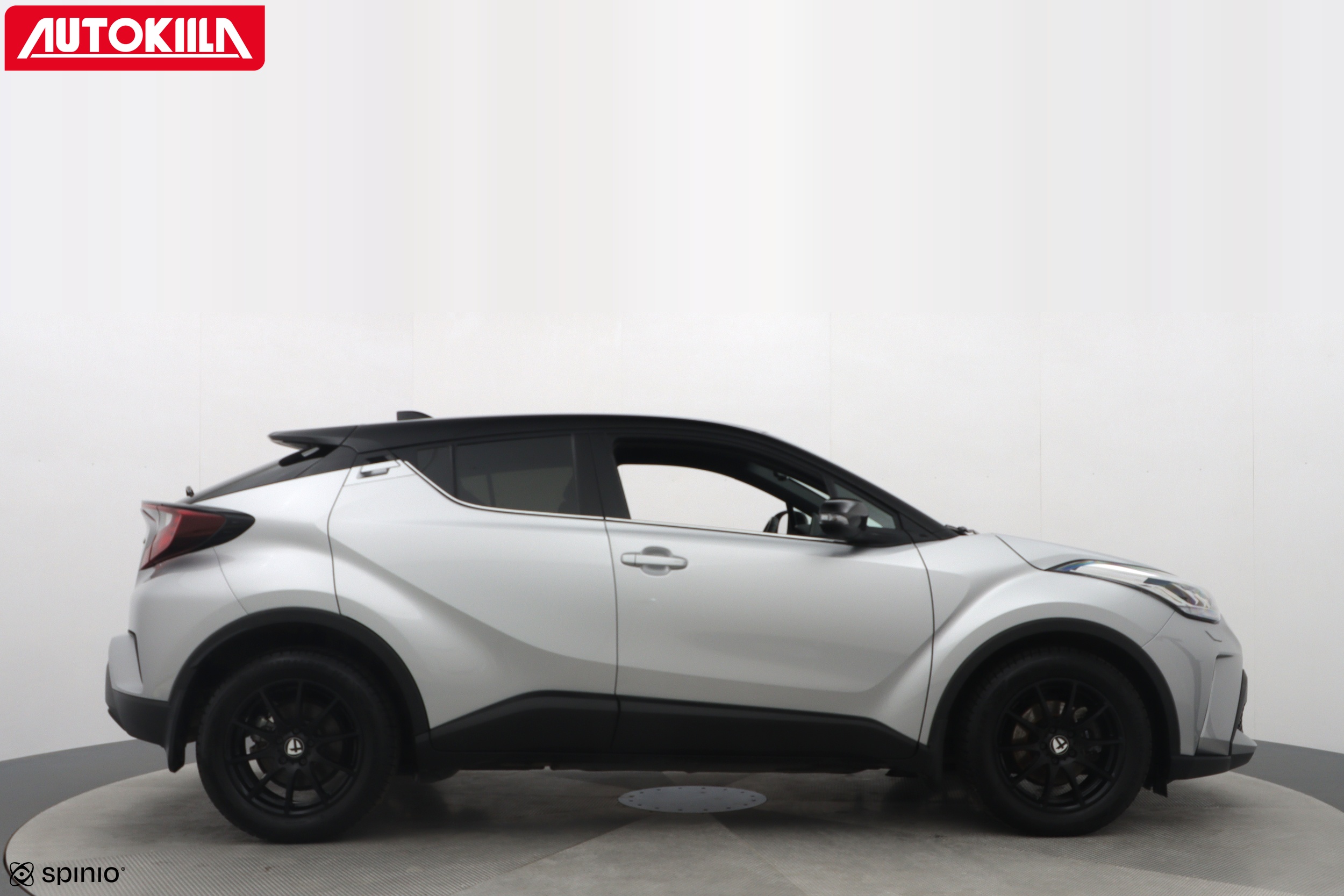 TOYOTA C-HR 2023