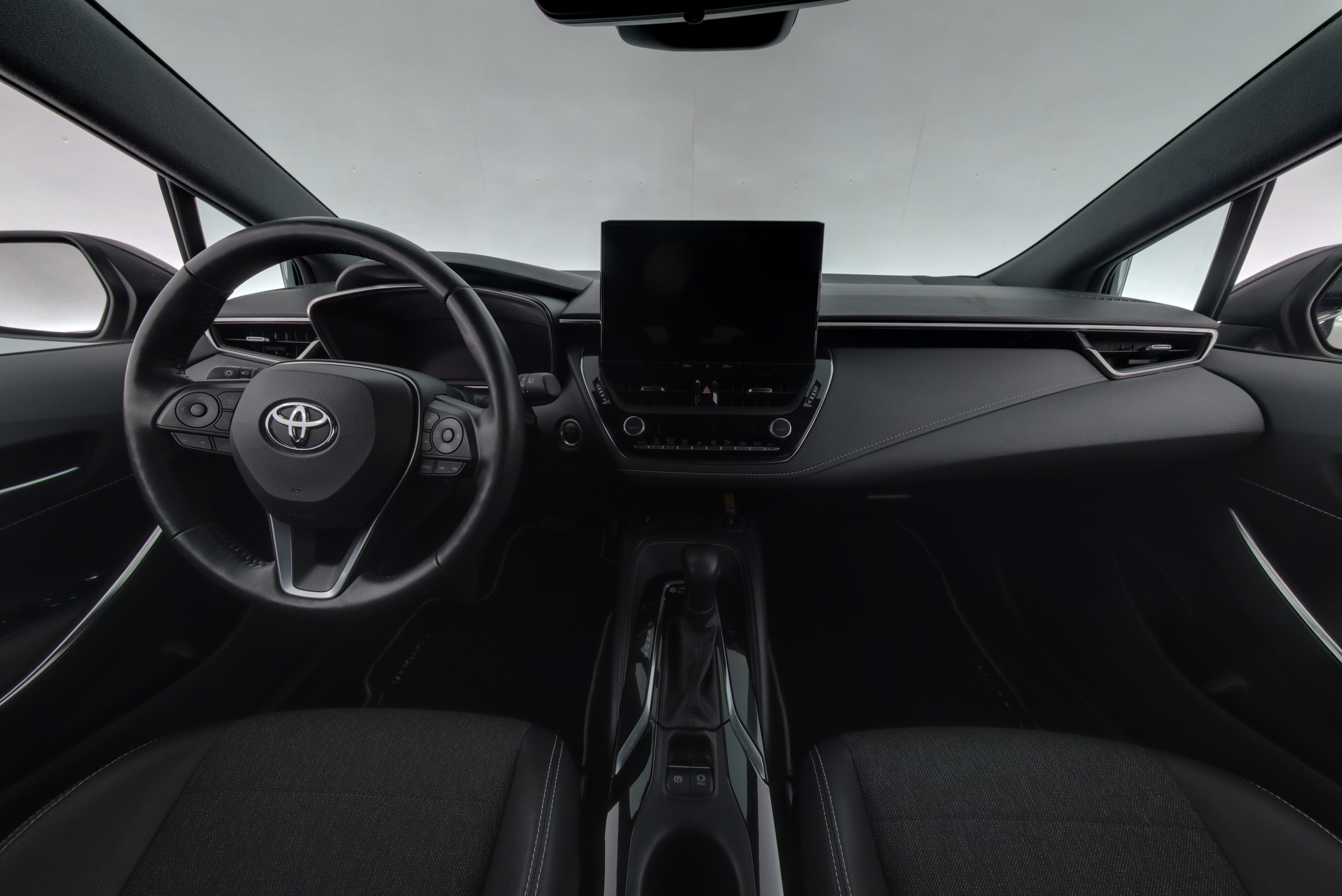 TOYOTA COROLLA 2024