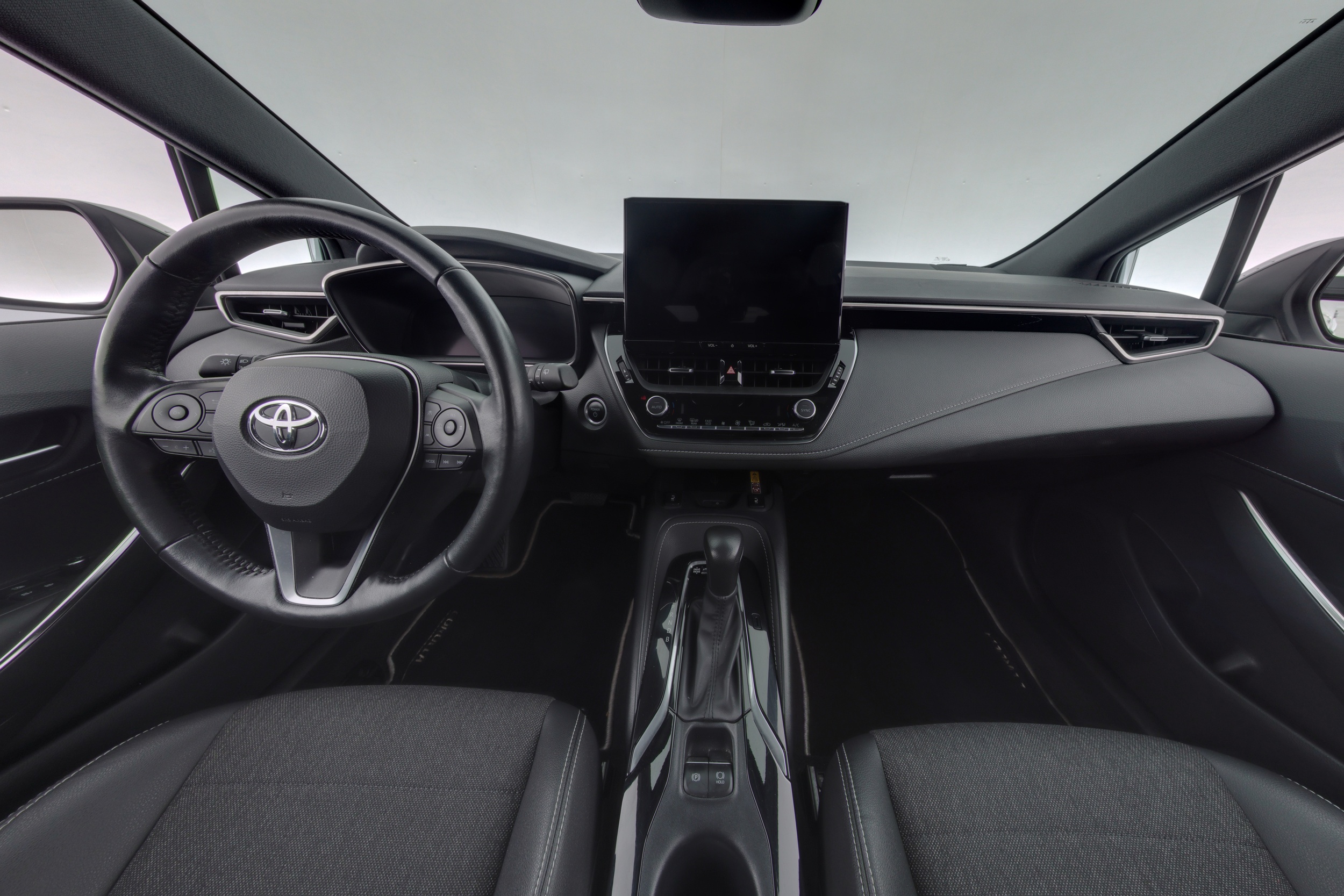 TOYOTA COROLLA 2024