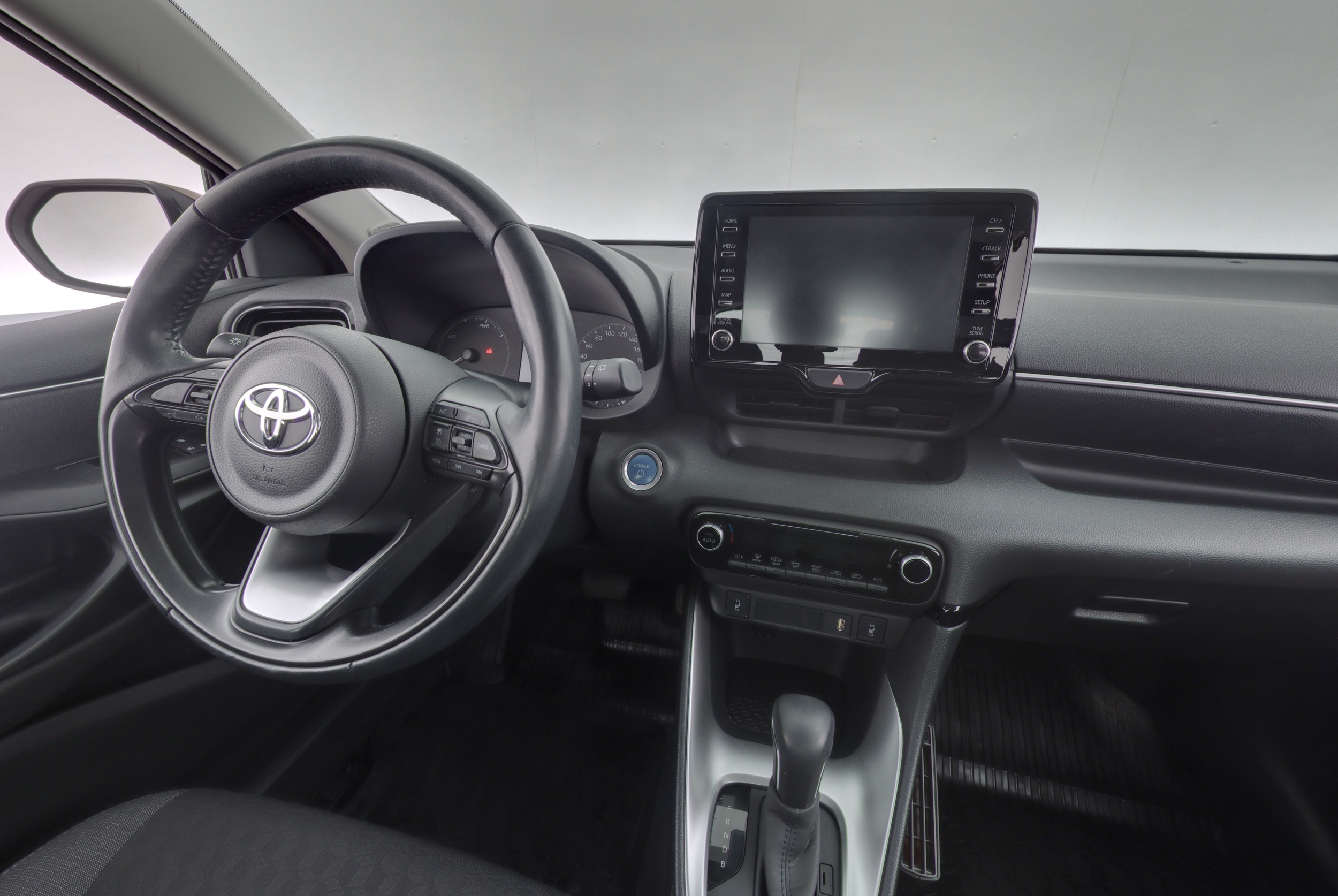 TOYOTA YARIS 2022