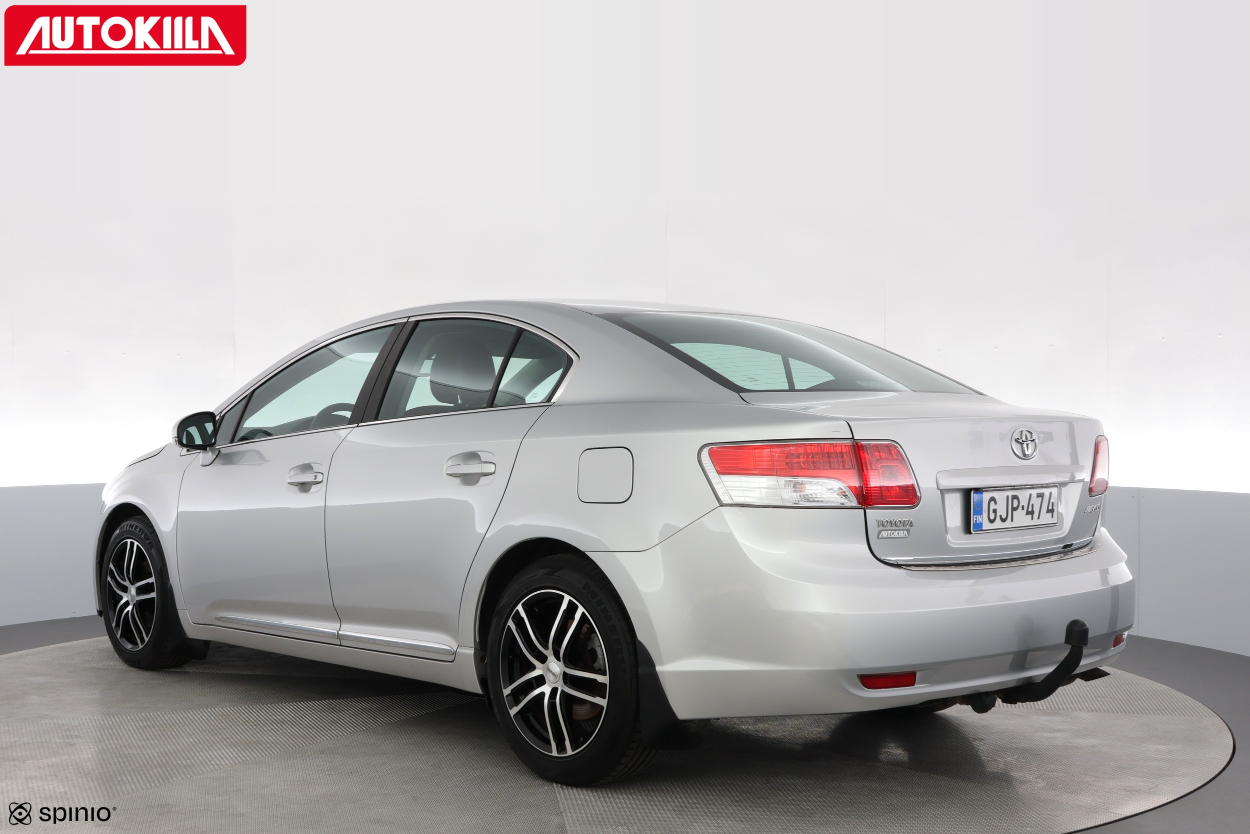TOYOTA AVENSIS 2011