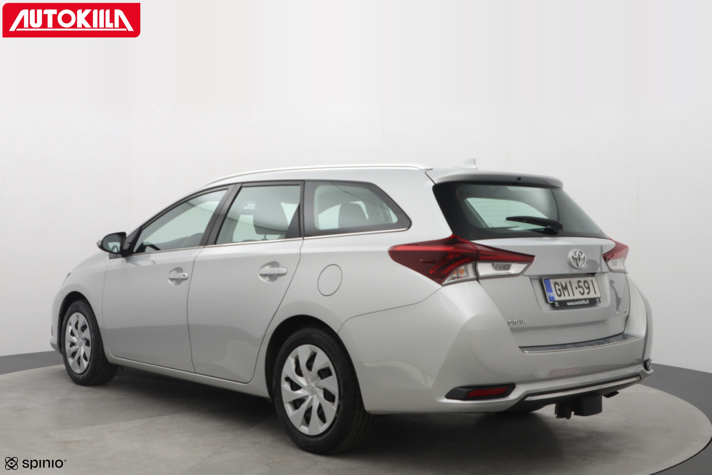 TOYOTA AURIS 2016