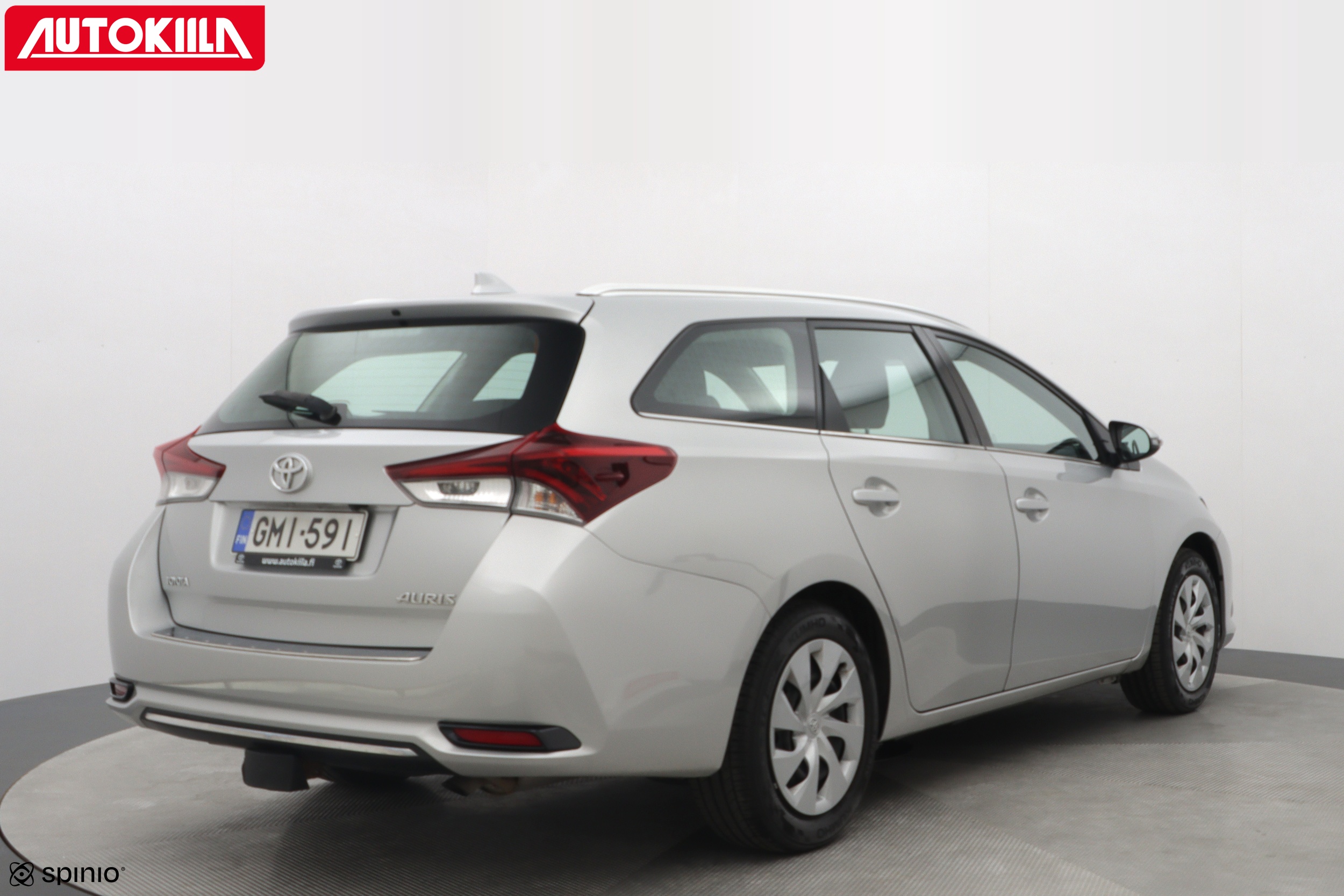 TOYOTA AURIS 2016