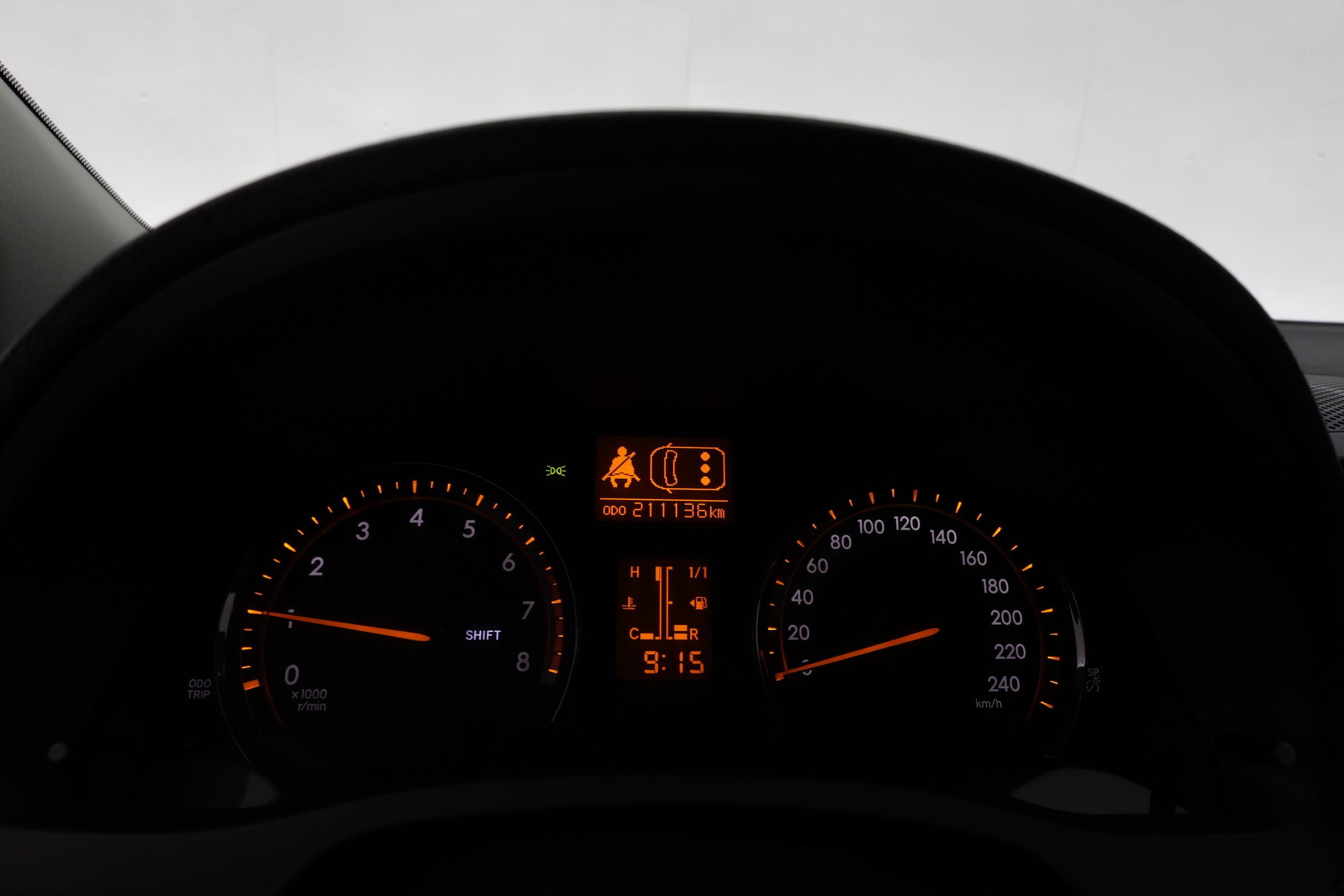 TOYOTA AVENSIS 2010