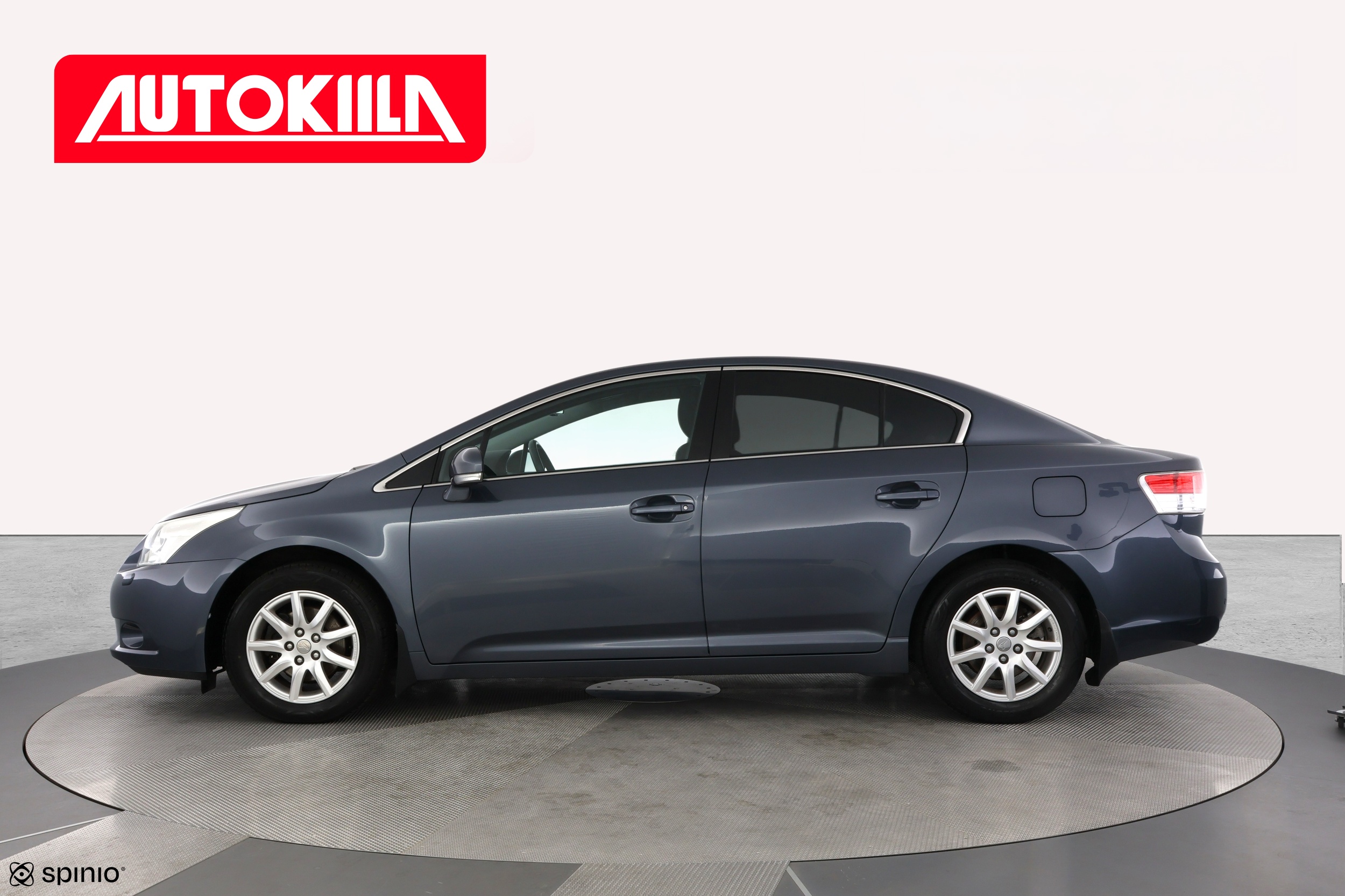 TOYOTA AVENSIS 2010