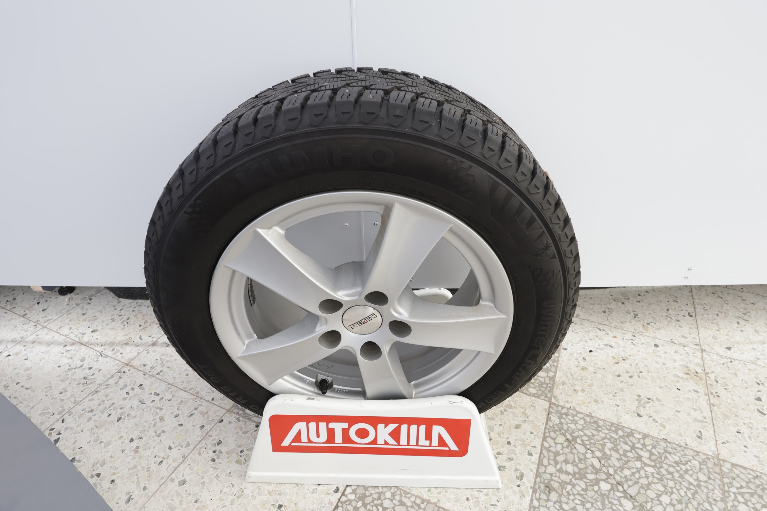 TOYOTA AVENSIS 2010