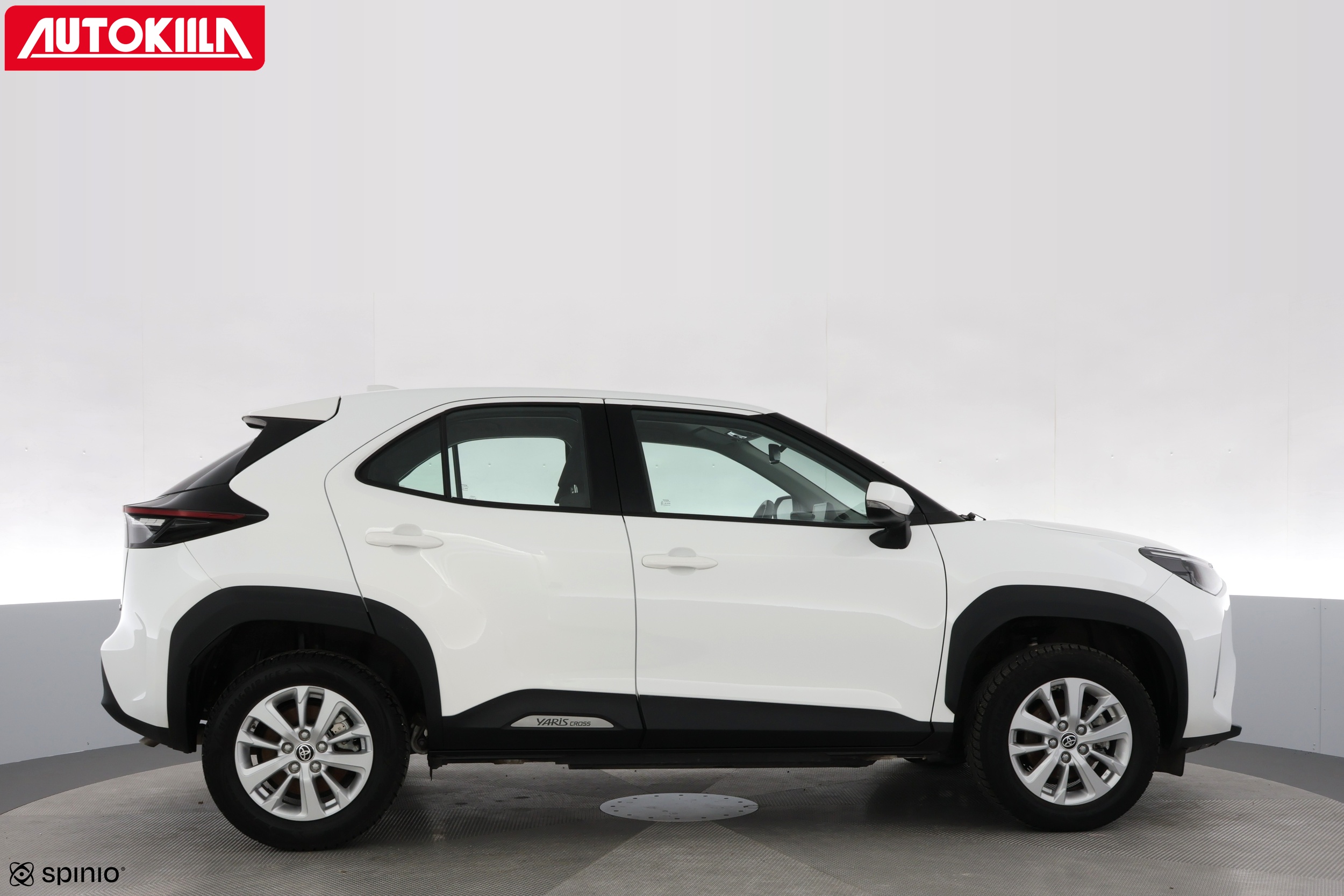 TOYOTA Yaris Cross 2022