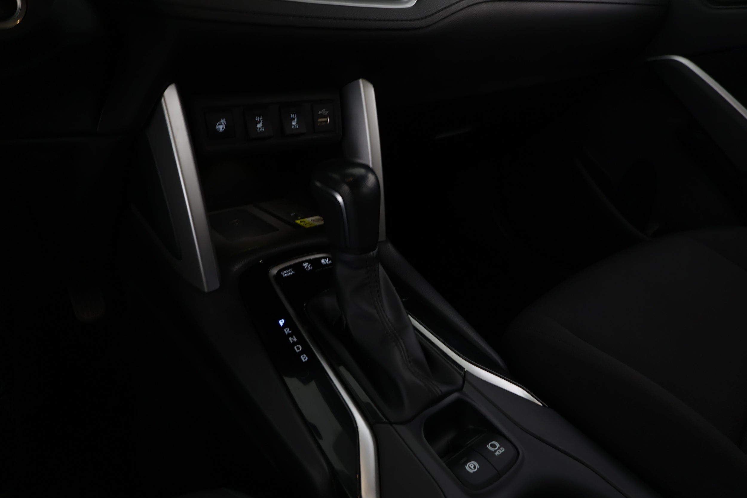 TOYOTA Corolla Cross 2023