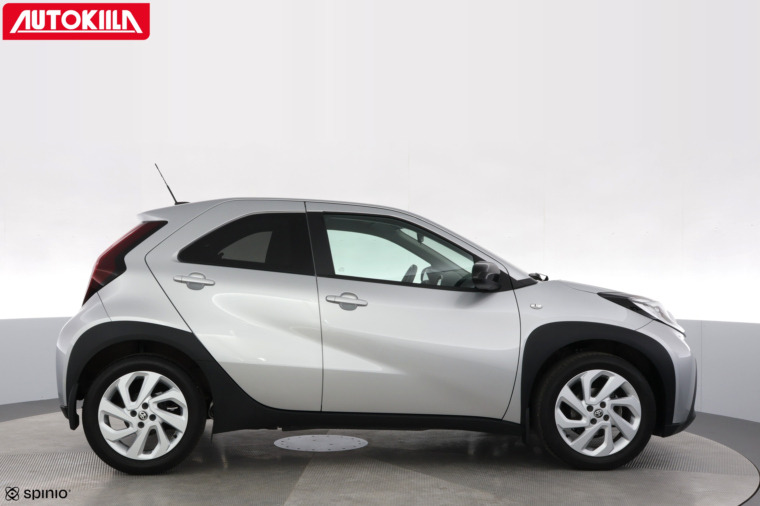 TOYOTA Aygo X 2023