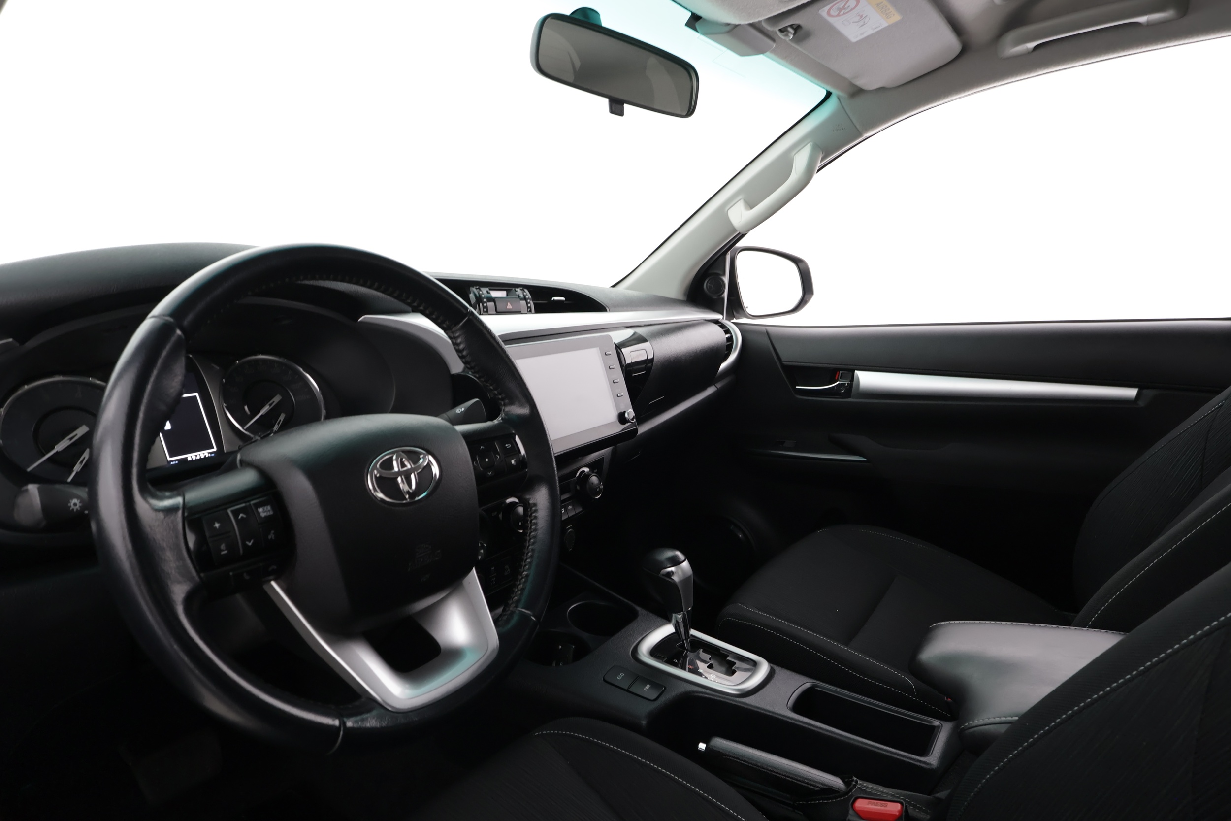 TOYOTA HILUX 2023
