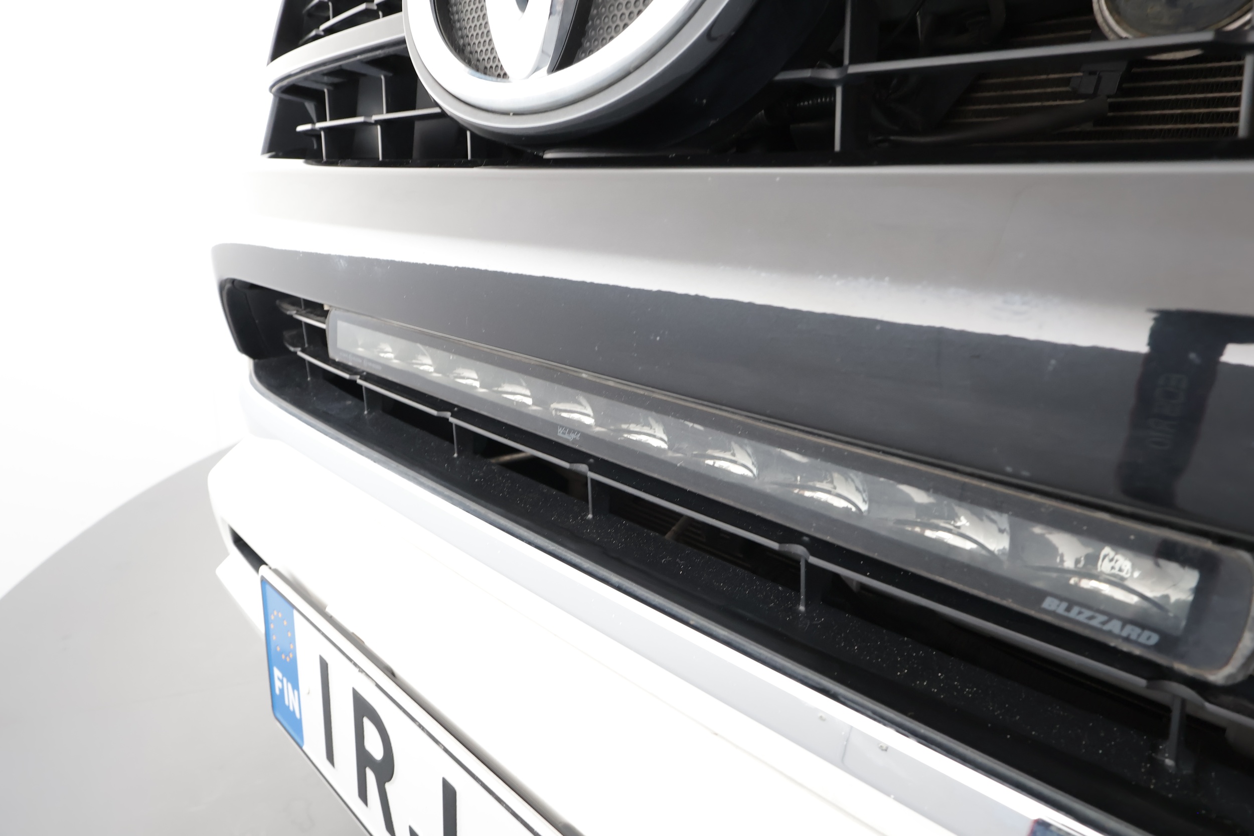 TOYOTA HILUX 2023