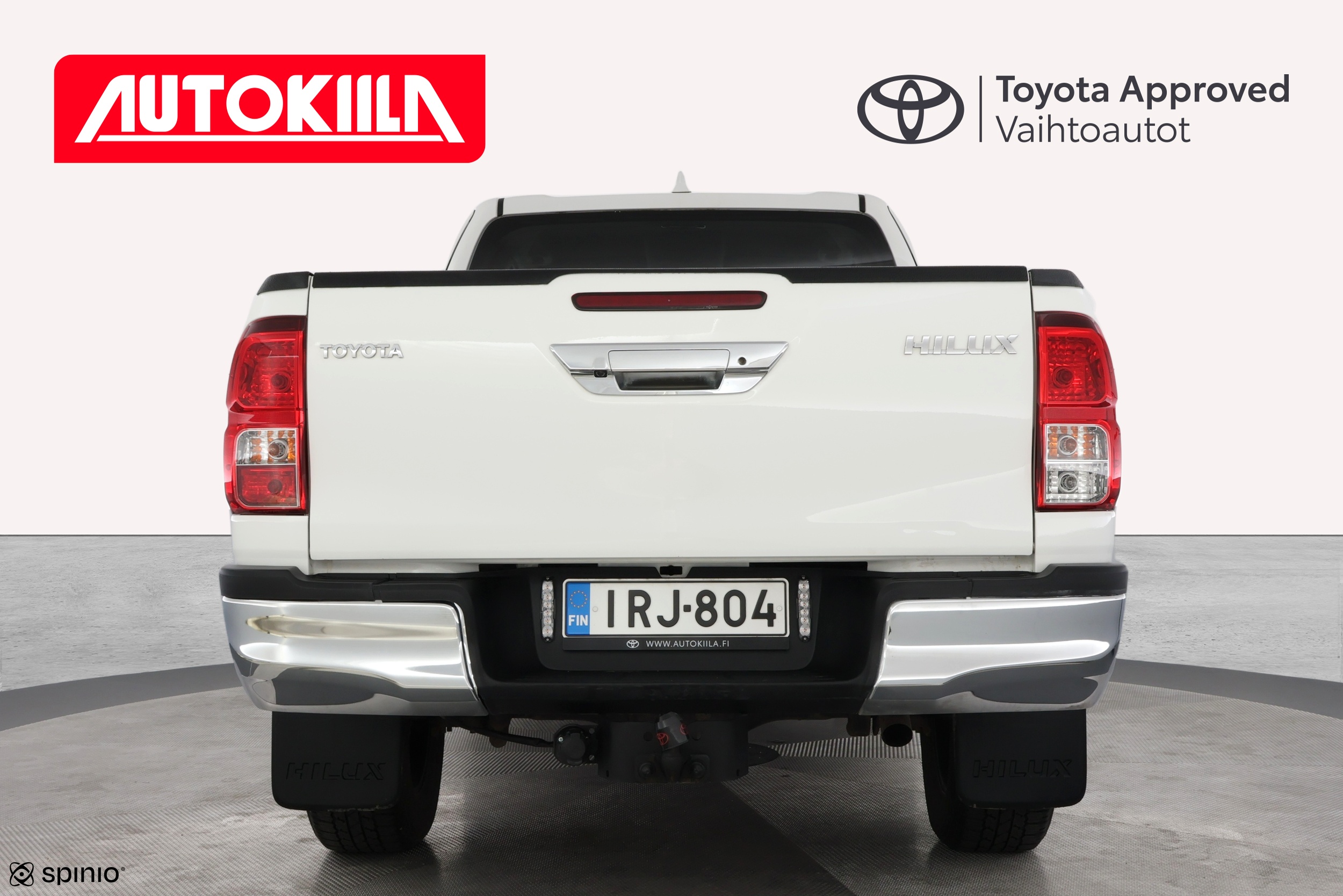 TOYOTA HILUX 2023