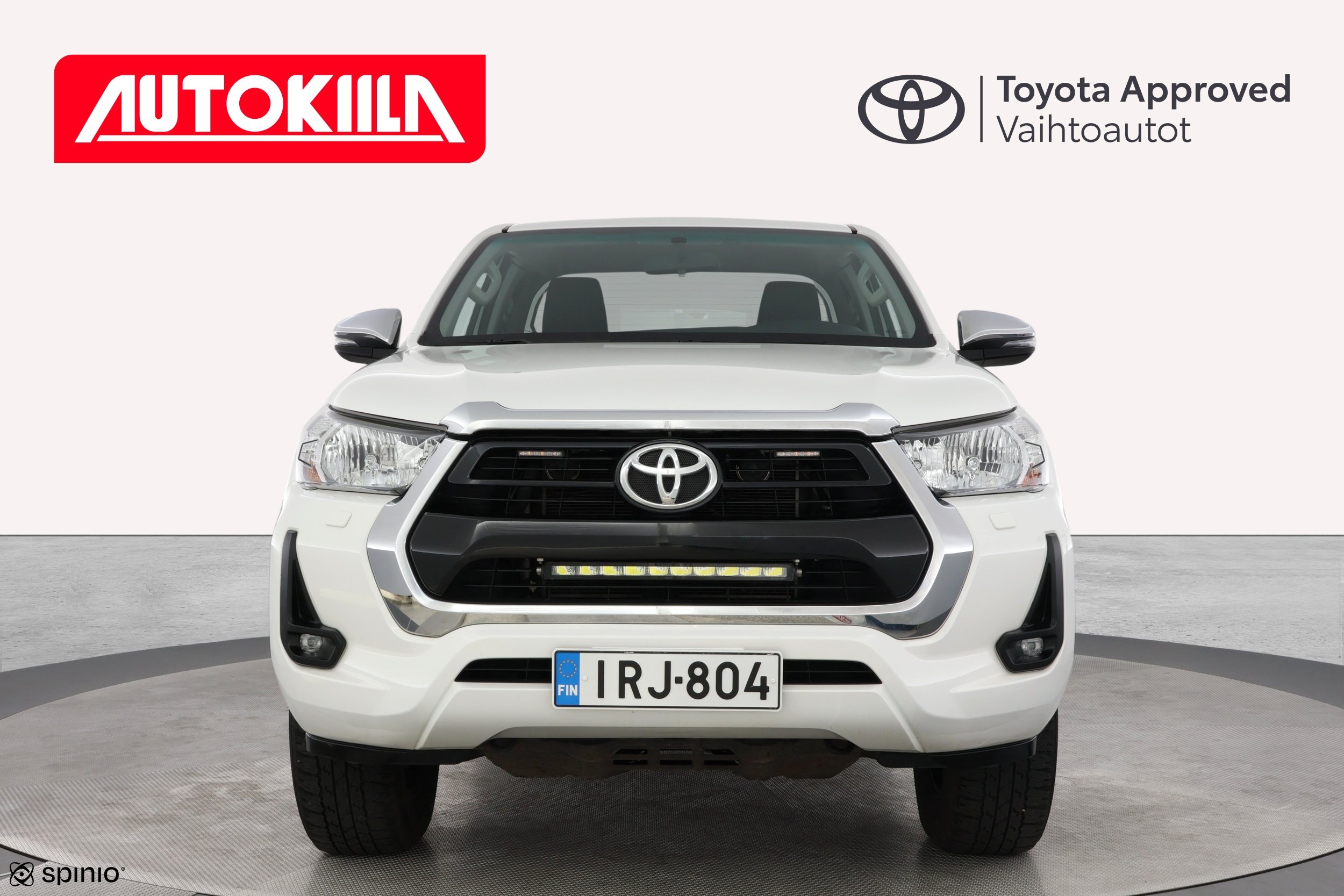 TOYOTA HILUX 2023