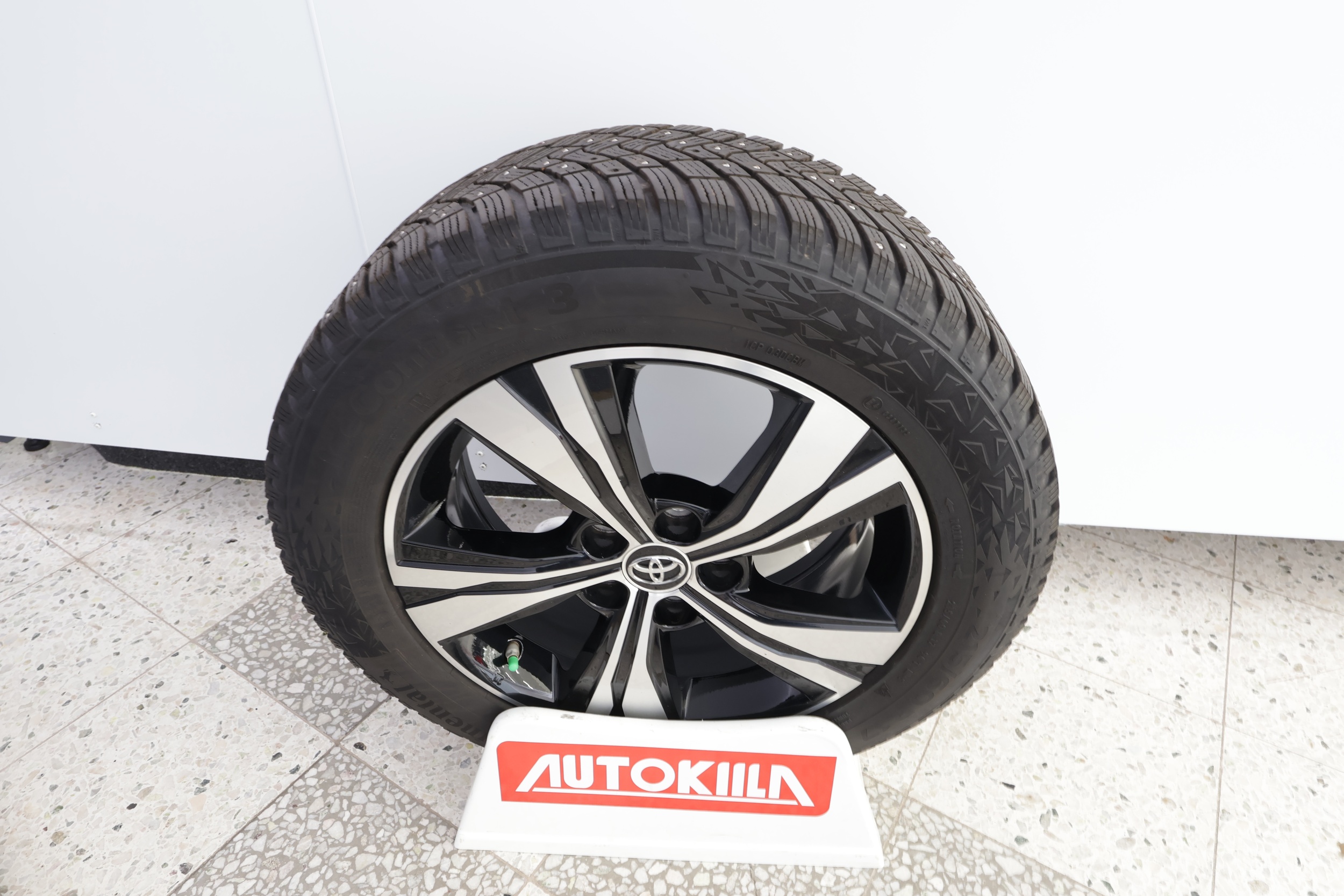 TOYOTA Corolla Cross 2024