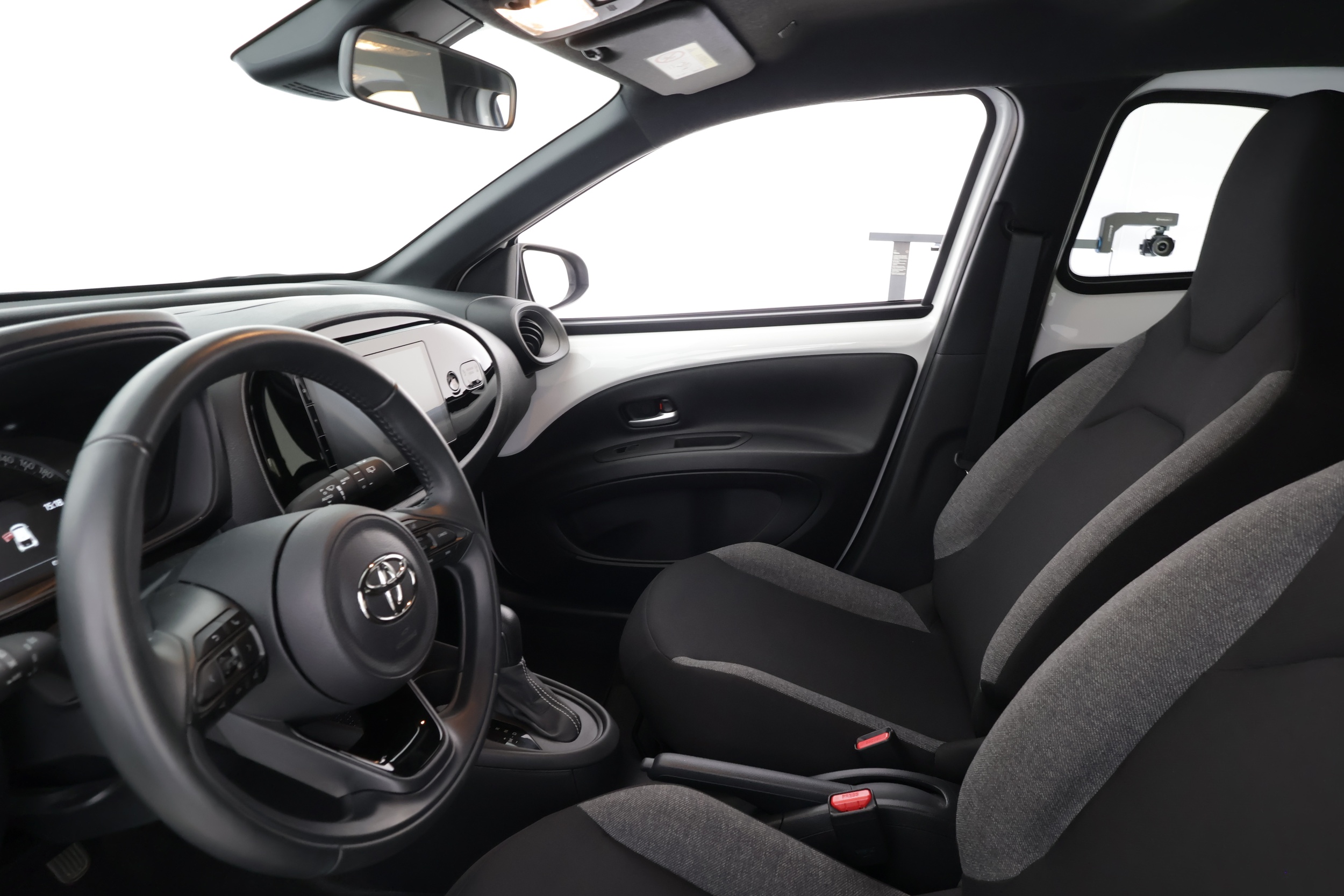 TOYOTA Aygo X 2025