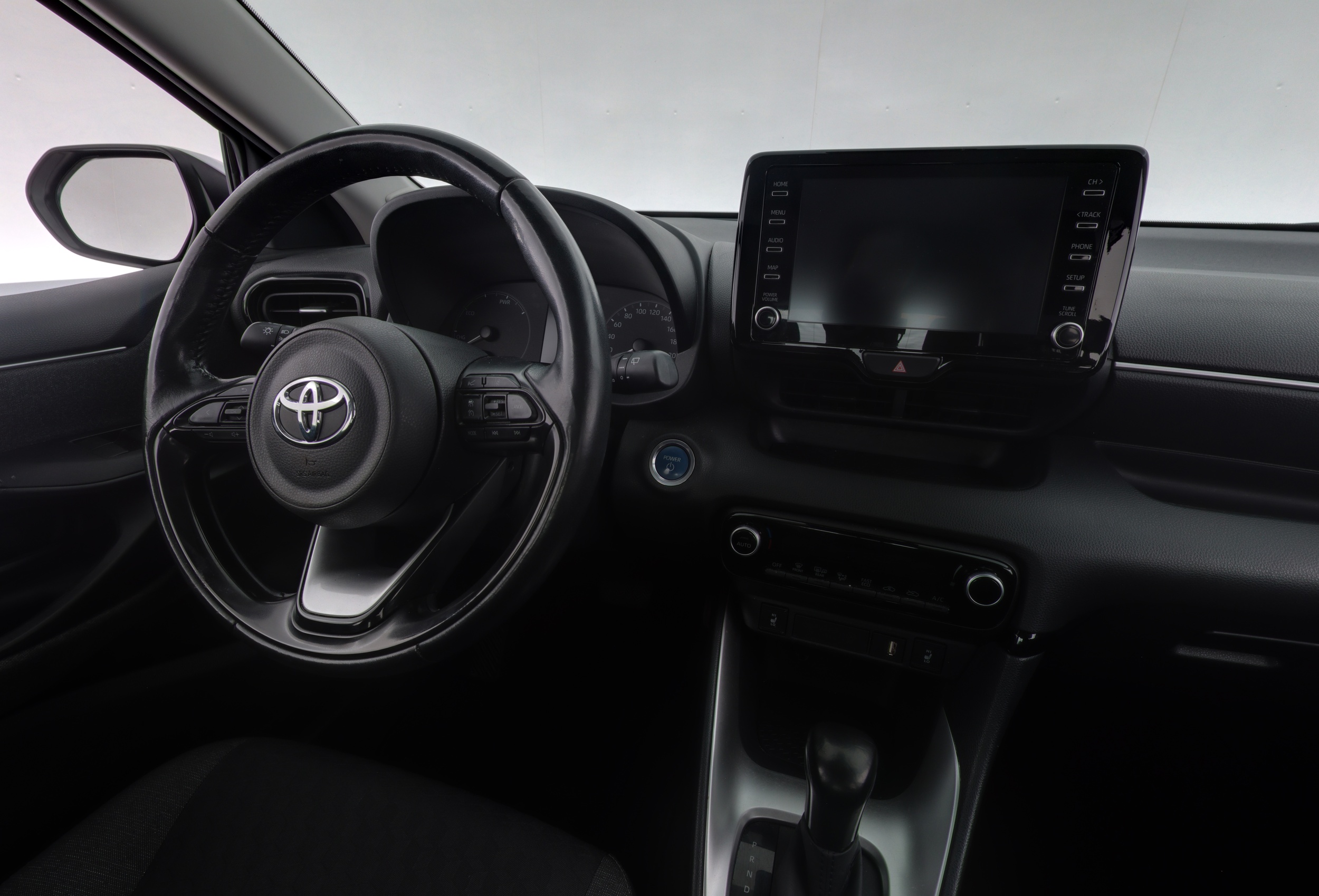 TOYOTA YARIS 2020