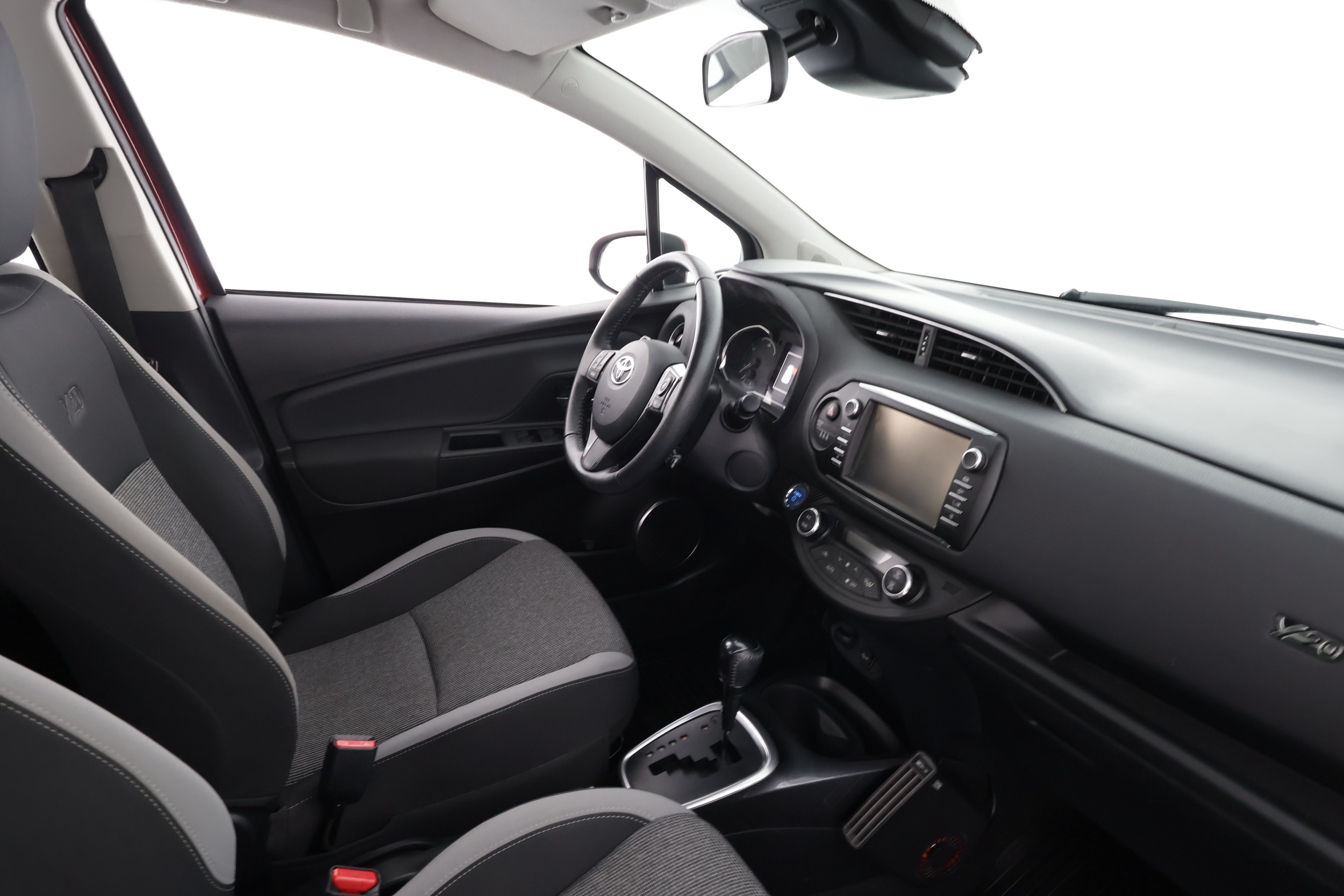 TOYOTA YARIS 2019