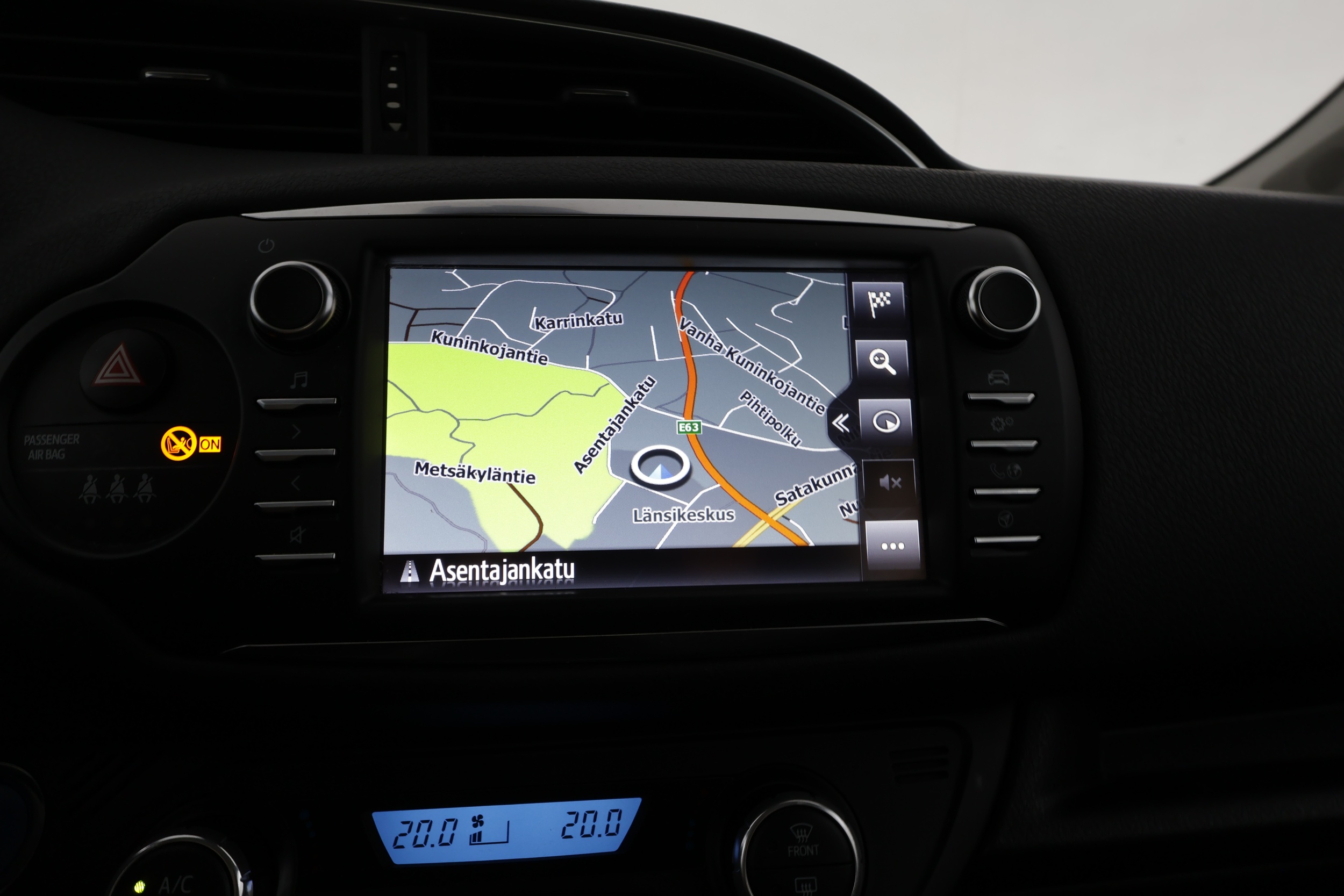 TOYOTA YARIS 2019