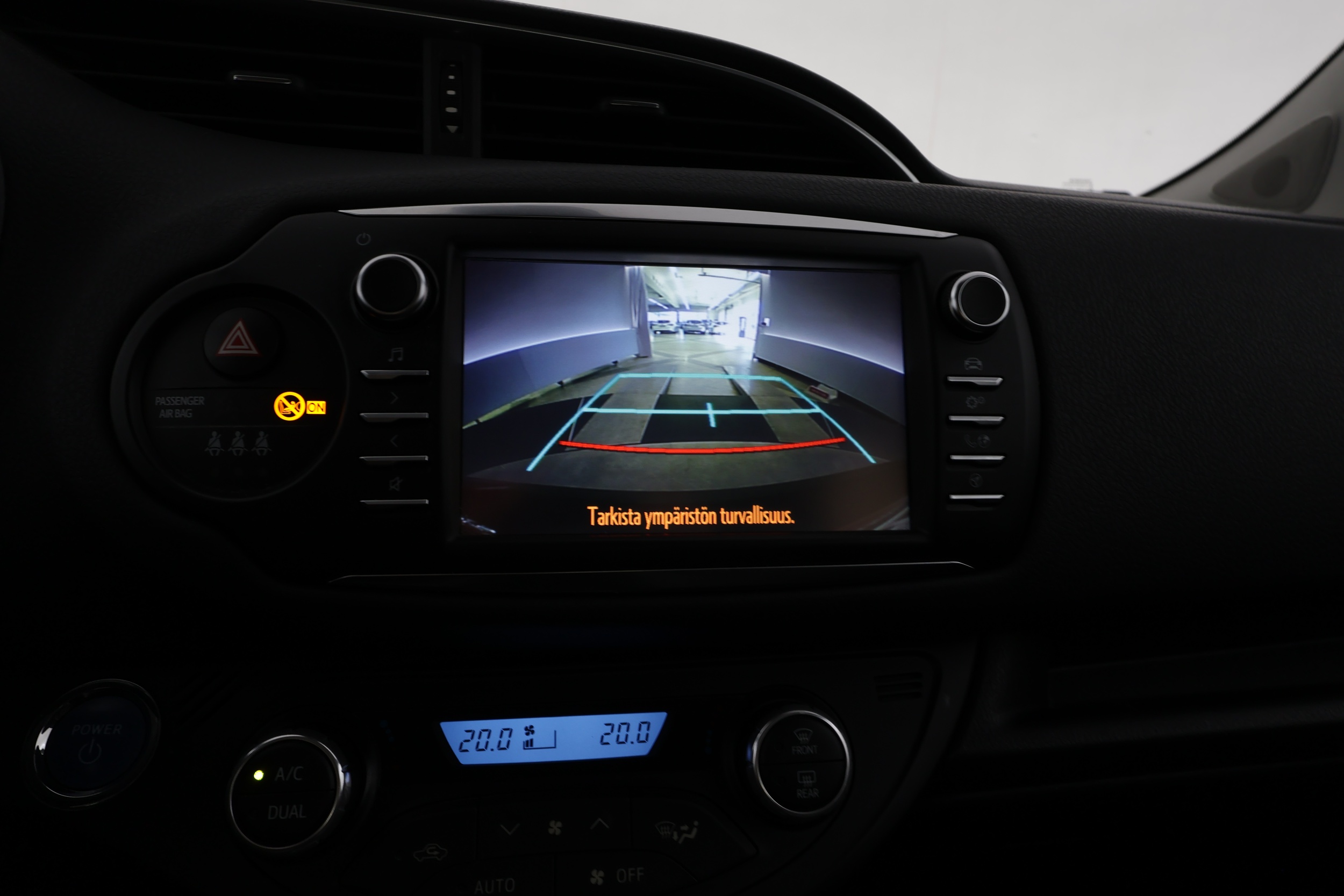 TOYOTA YARIS 2019