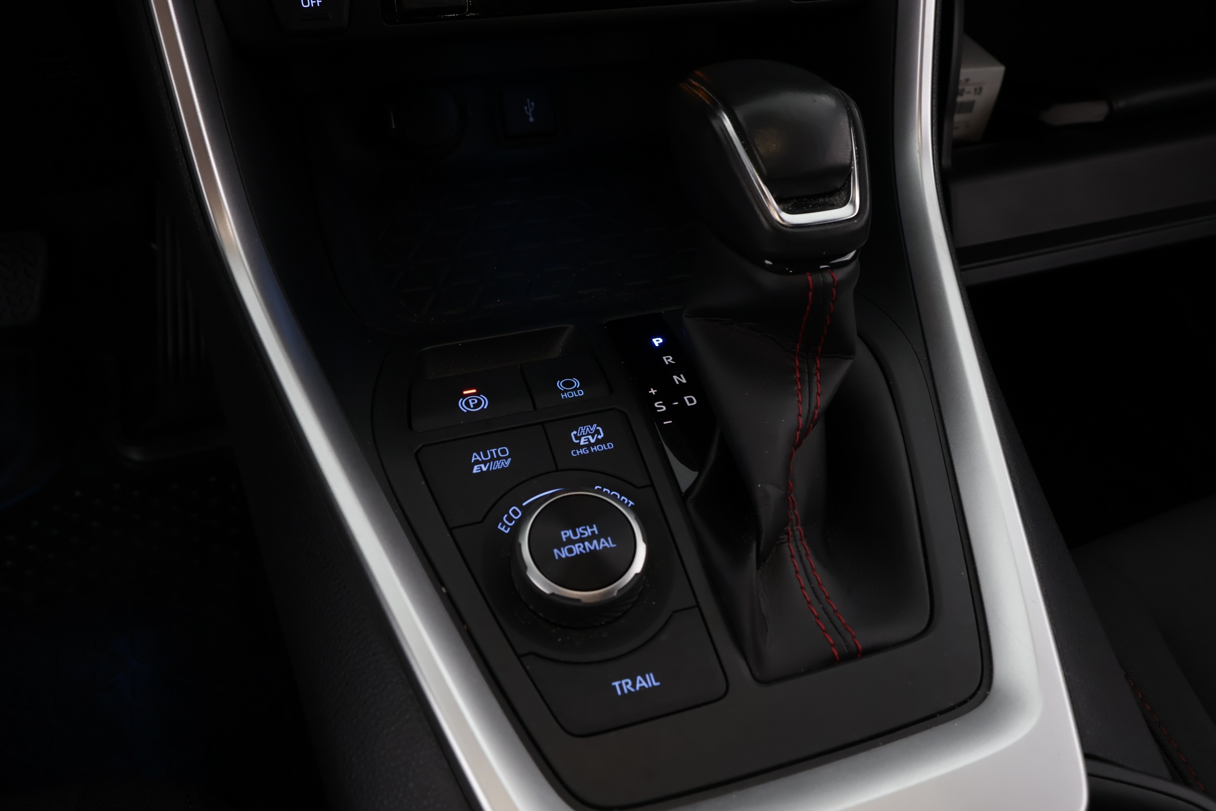 TOYOTA RAV4 Plug-in 2022
